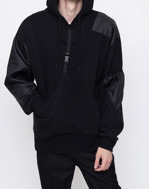 Han Kjobenhavn Han Kjøbenhavn patch hoodie nylon pocket zip satin utility Size US M / EU 48-50 / 2 - 1 Thumbnail