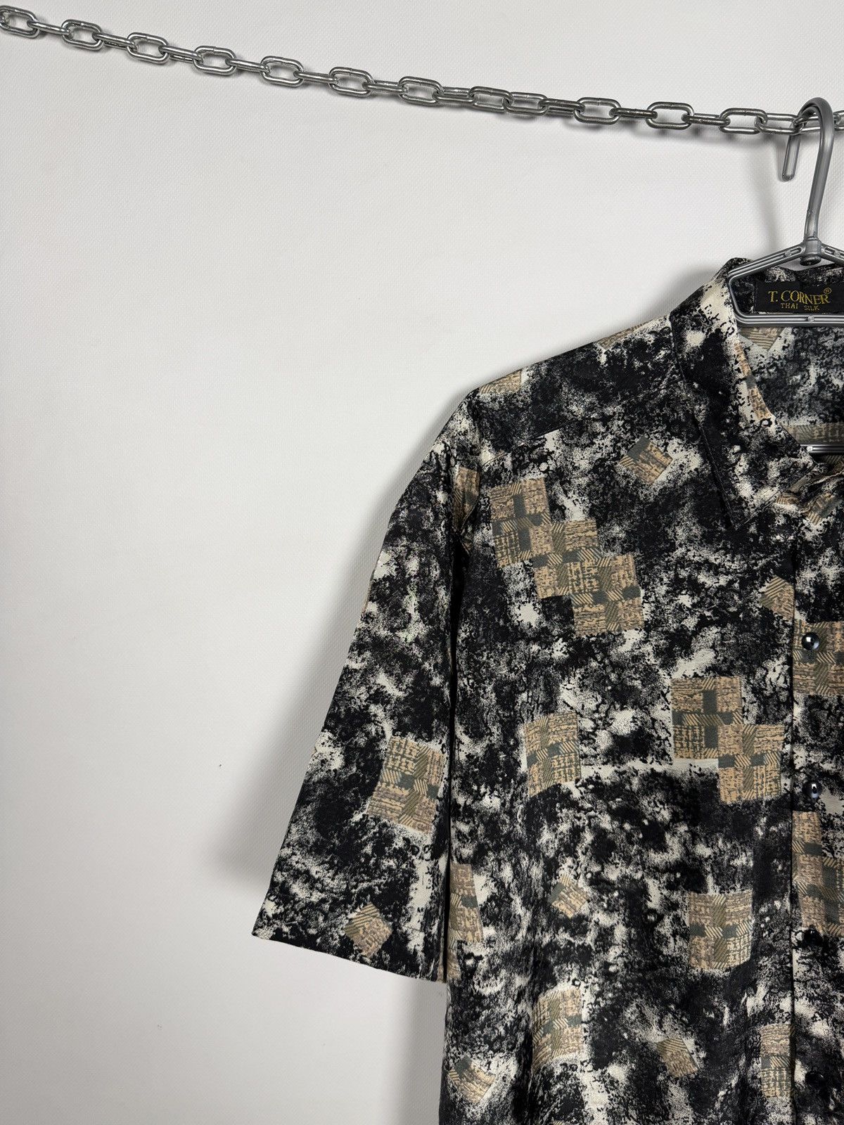 Vintage T. Corner Short Sleeve Shirt Button Up Thai Silk Vintage M-L Size US M / EU 48-50 / 2 - 3 Thumbnail