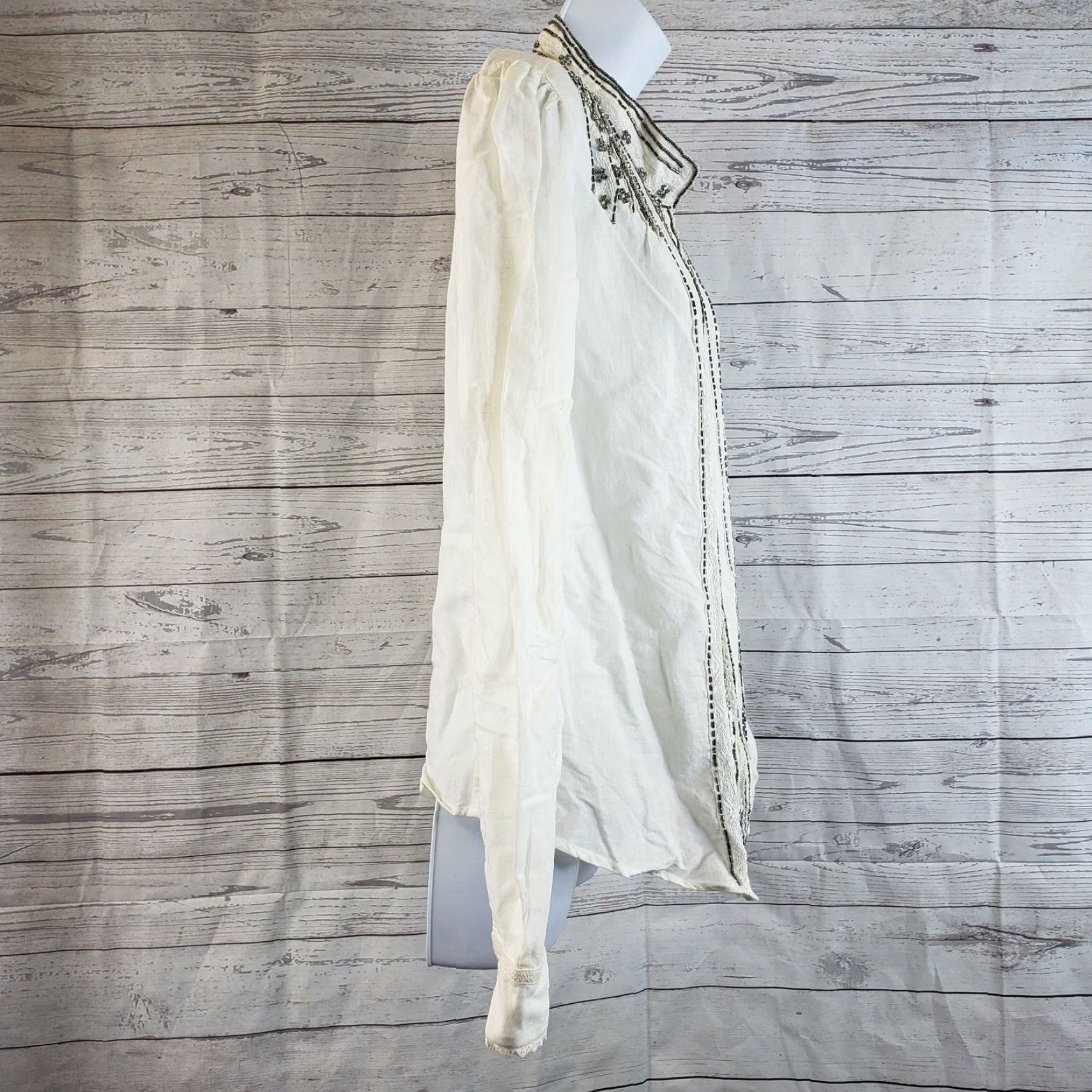 Anthropologie VINTAGE Floreat Beadwork Button-Down Shirt Womens Sz 10 White Linen Blend Shirt Size L / US 10 / IT 46 - 3 Thumbnail