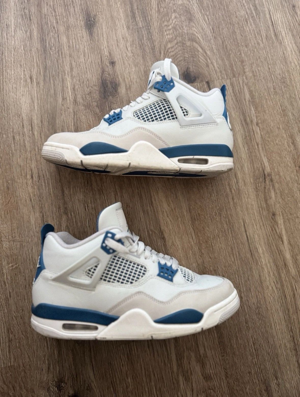 Nike Off White/Military Blue Jordan 4’s Size US 8.5 / EU 41-42 - 3 Thumbnail