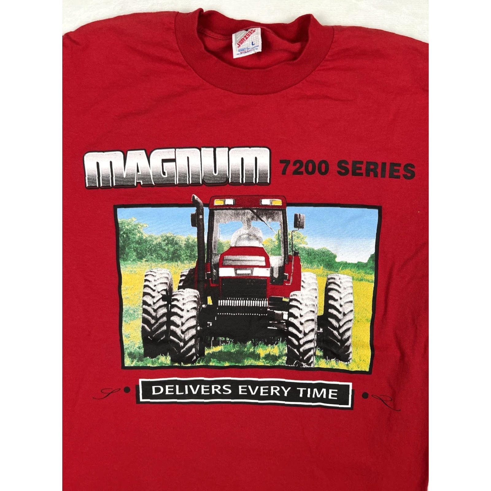 Vintage VINTAGE Case T-Shirt Magnum 7200 Series Size Large Made In USA Red Short Sleeve Graphic Print Men L USA 90s Transportation Size US L / EU 52-54 / 3 - 4 Thumbnail