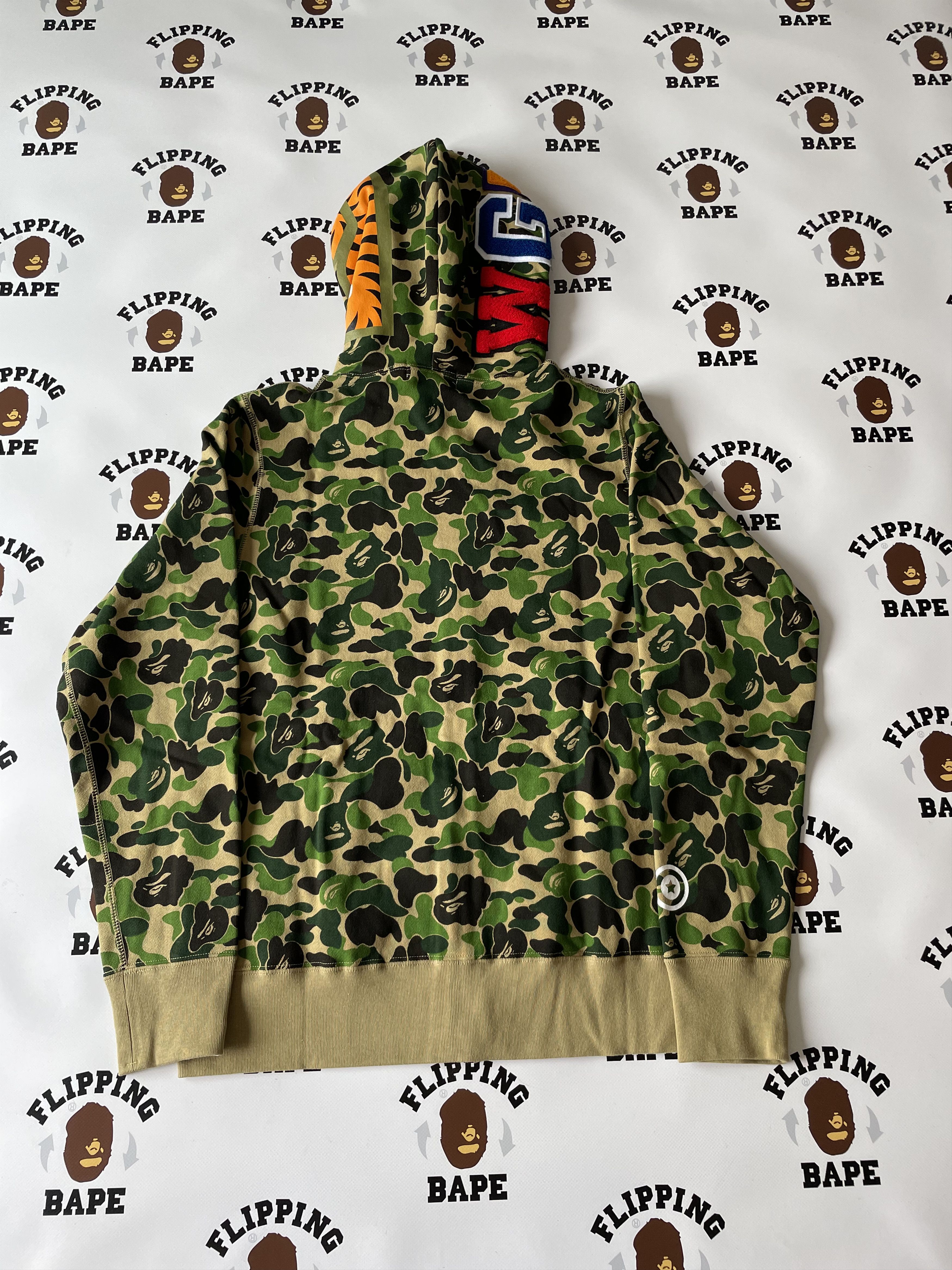 Bape BAPE ABC CAMO SHARK FULL ZIP HOODIE Size US XXL / EU 58 / 5 - 2 Thumbnail