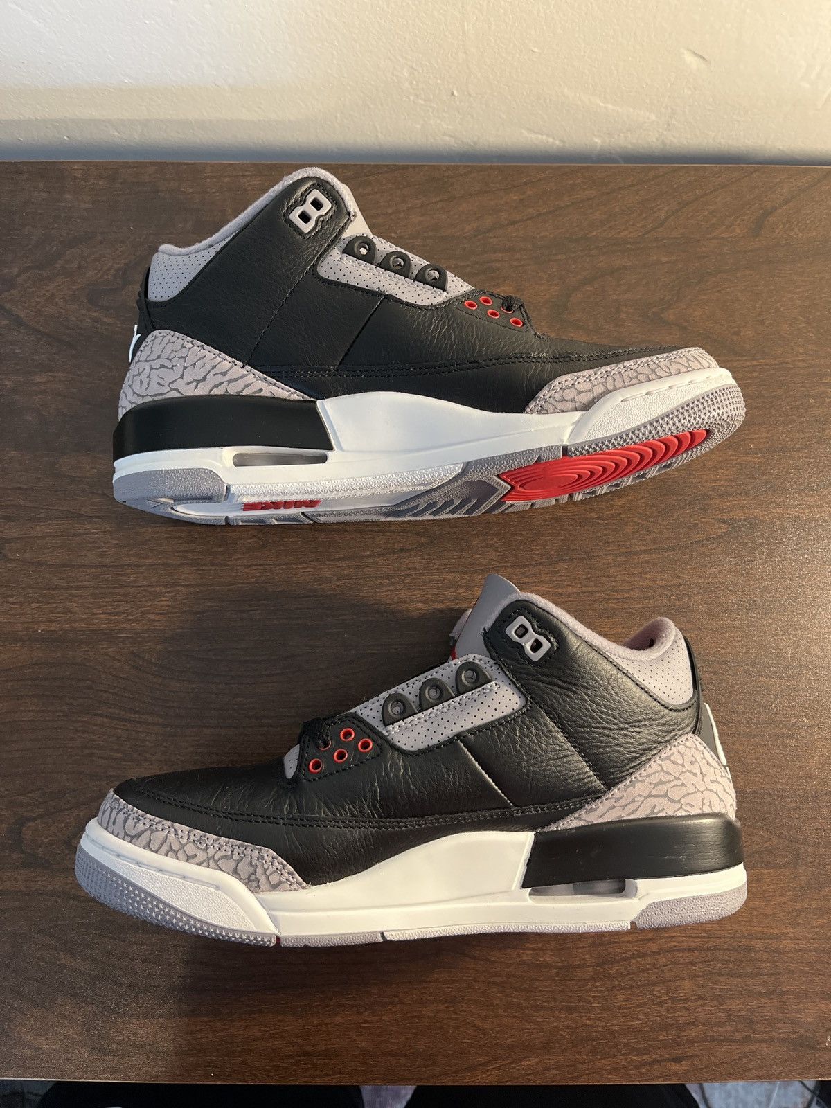 Jordan Brand × Nike Jordan 3 Black Cement 2024 Size US 8.5 / EU 41-42 - 1 Thumbnail