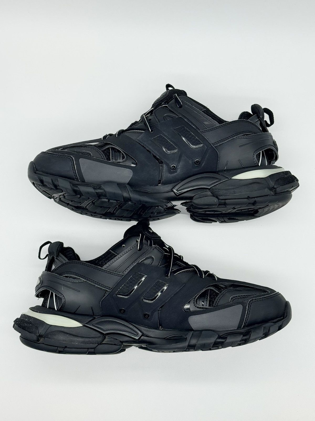 Balenciaga Size 10 - Balenciaga Track LED Sneaker Black Size US 10 / EU 43 - 3 Thumbnail