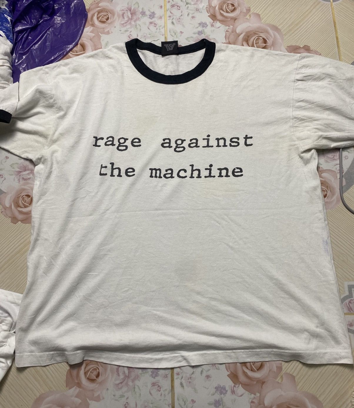 Rage Against The Machine Vintage 90s' Rage Against The Machine T-Shirt Giant Tag XL Size US XL / EU 56 / 4 - 1 Thumbnail
