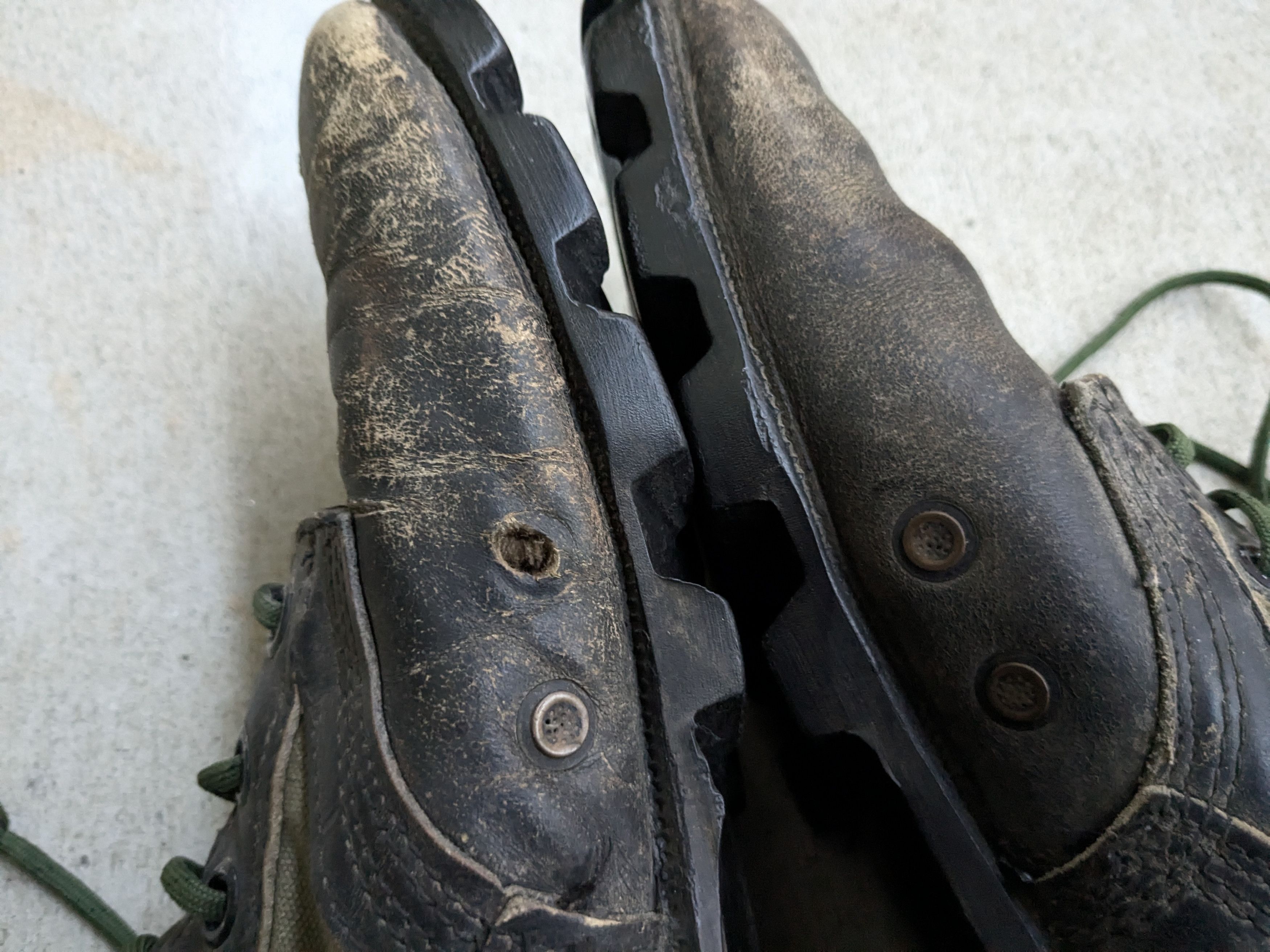 Genuine Leather × Vintage Vintage Combat Boots Black 9 R Jungle Leather Chunky USA Size US 9 / EU 42 - 4 Thumbnail