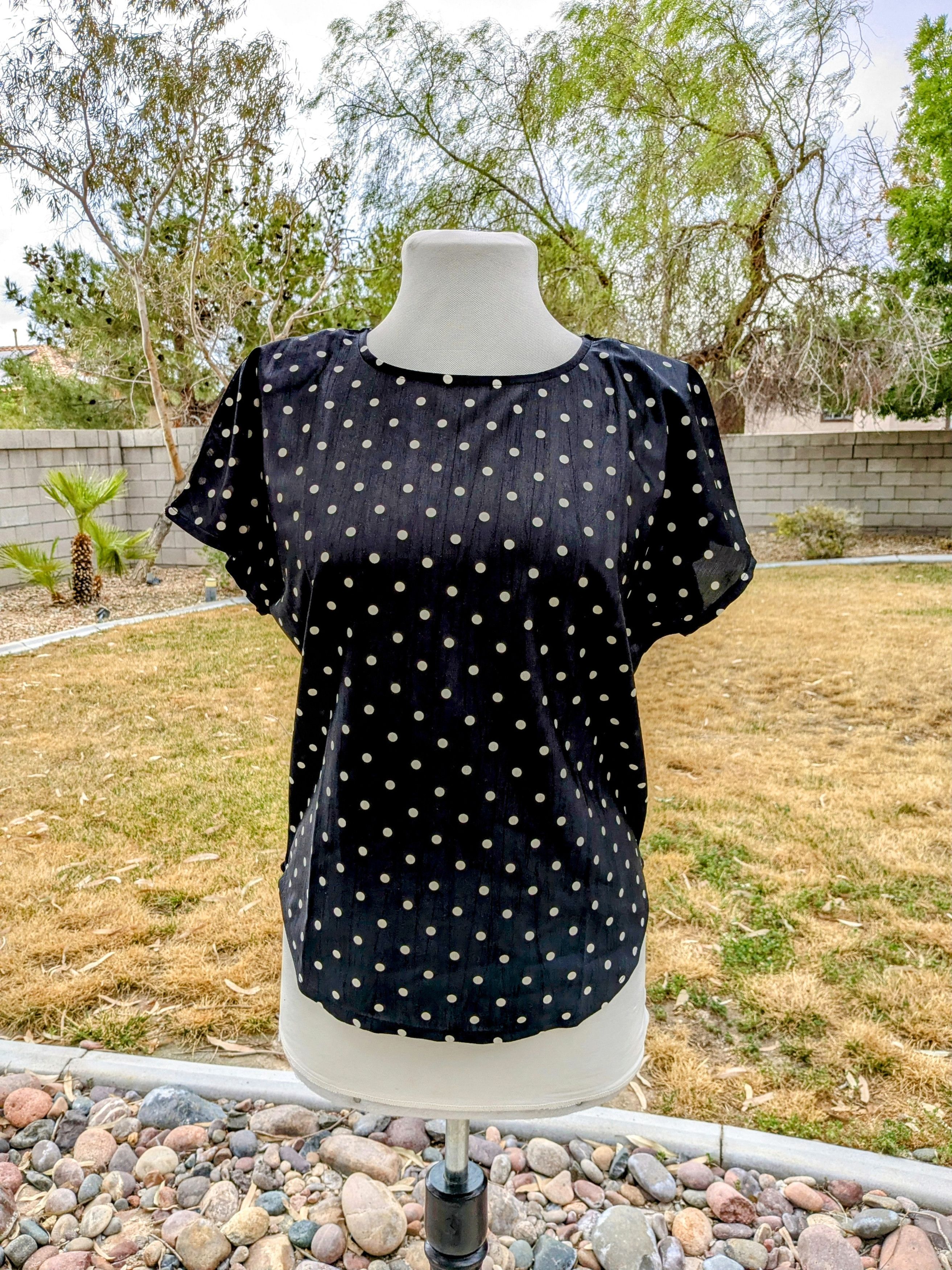 Vintage Polka Dot Wavegal Pullover French Sleeves Top Blouse EUC Size M / US 6-8 / IT 42-44 - 1 Thumbnail