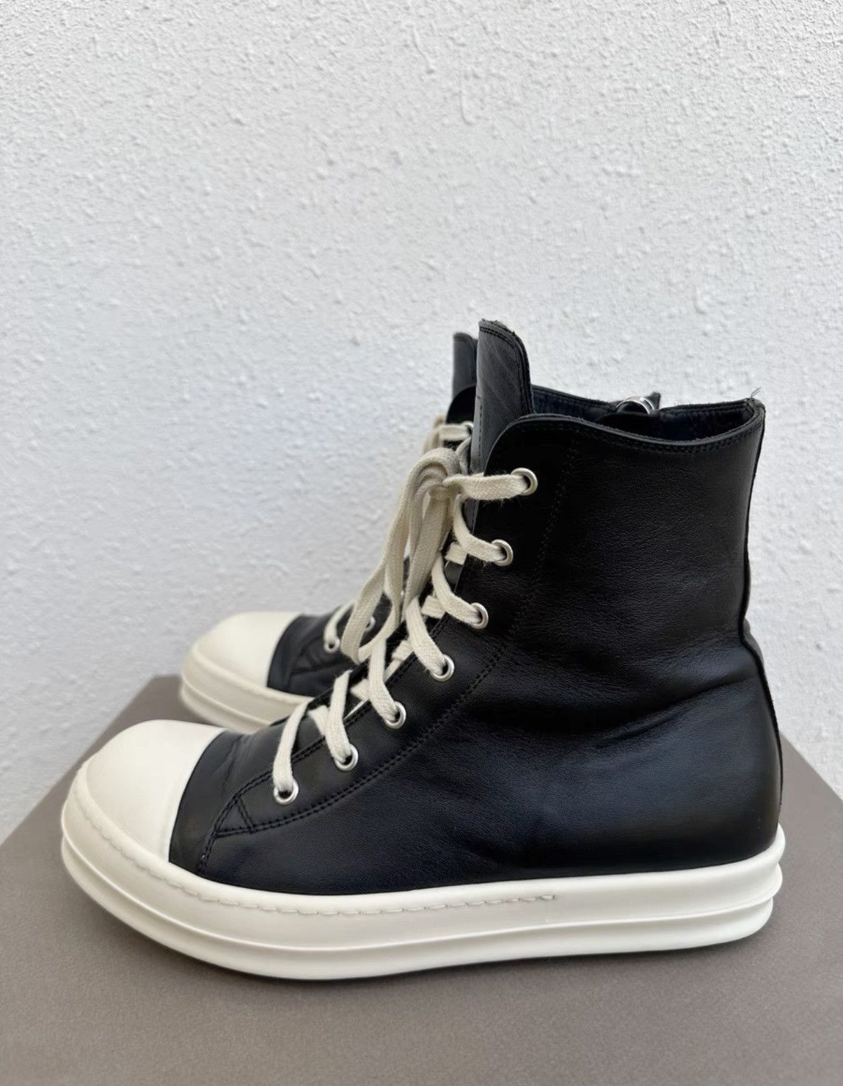 Rick Owens Rick Owens Mainline High-Top Black & White Patent Leather Size US 7 / EU 40 - 3 Thumbnail