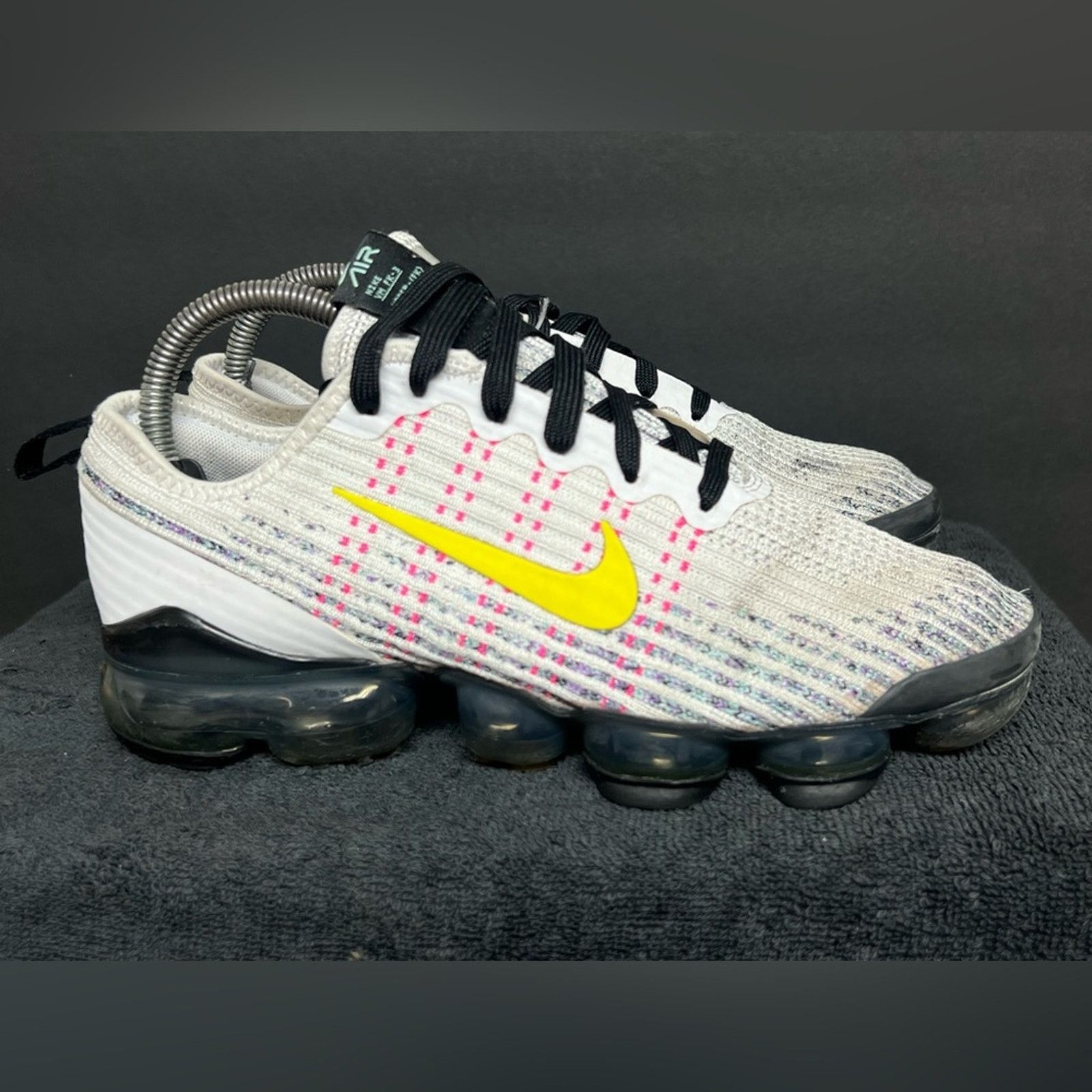 Nike Nike Air Vapormax Flyknit 3 Running Size Womens 7.5 (6Y) Size US 7.5 / IT 37.5 - 2 Thumbnail