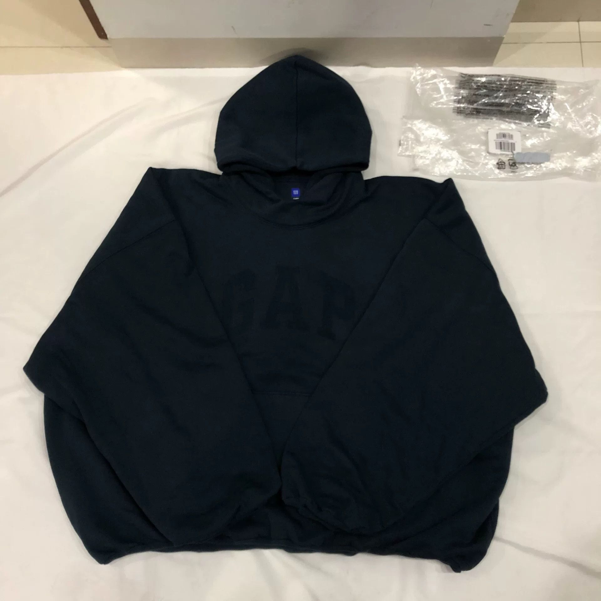 Balenciaga balenciaga yeezy gap peace dove hoodie Size US XL / EU 56 / 4 - 1 Thumbnail