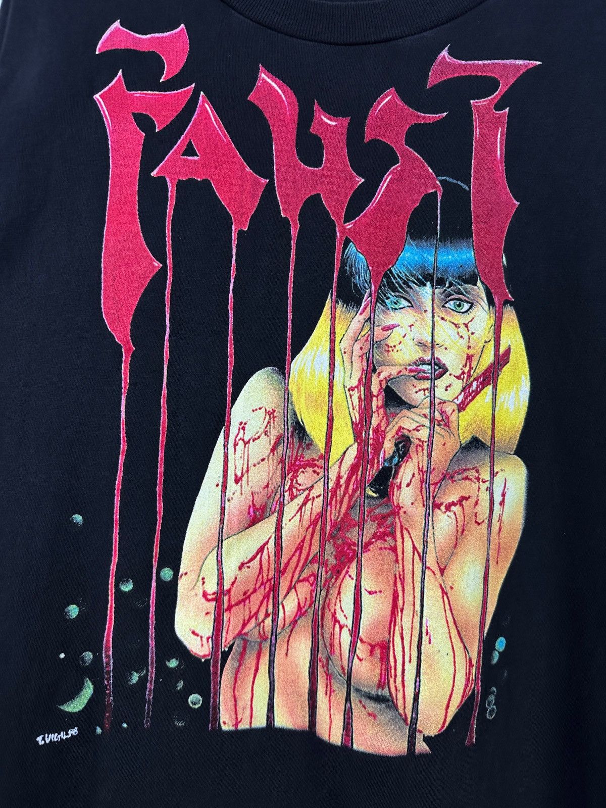 Vintage Vintage Faust Love Of The Damned Graphic Horror Comic Shirt Size US L / EU 52-54 / 3 - 9 Thumbnail
