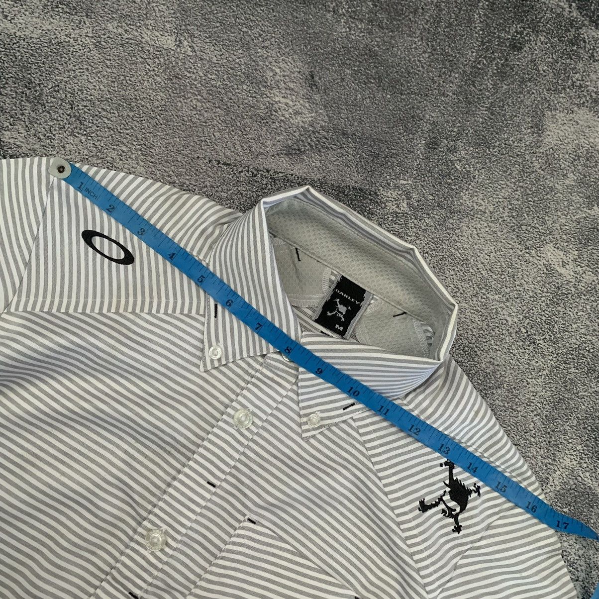 Oakley 🔥OAKLEY STRIPES HIDEN BUTTON SHIRT Size US M / EU 48-50 / 2 - 18 Thumbnail