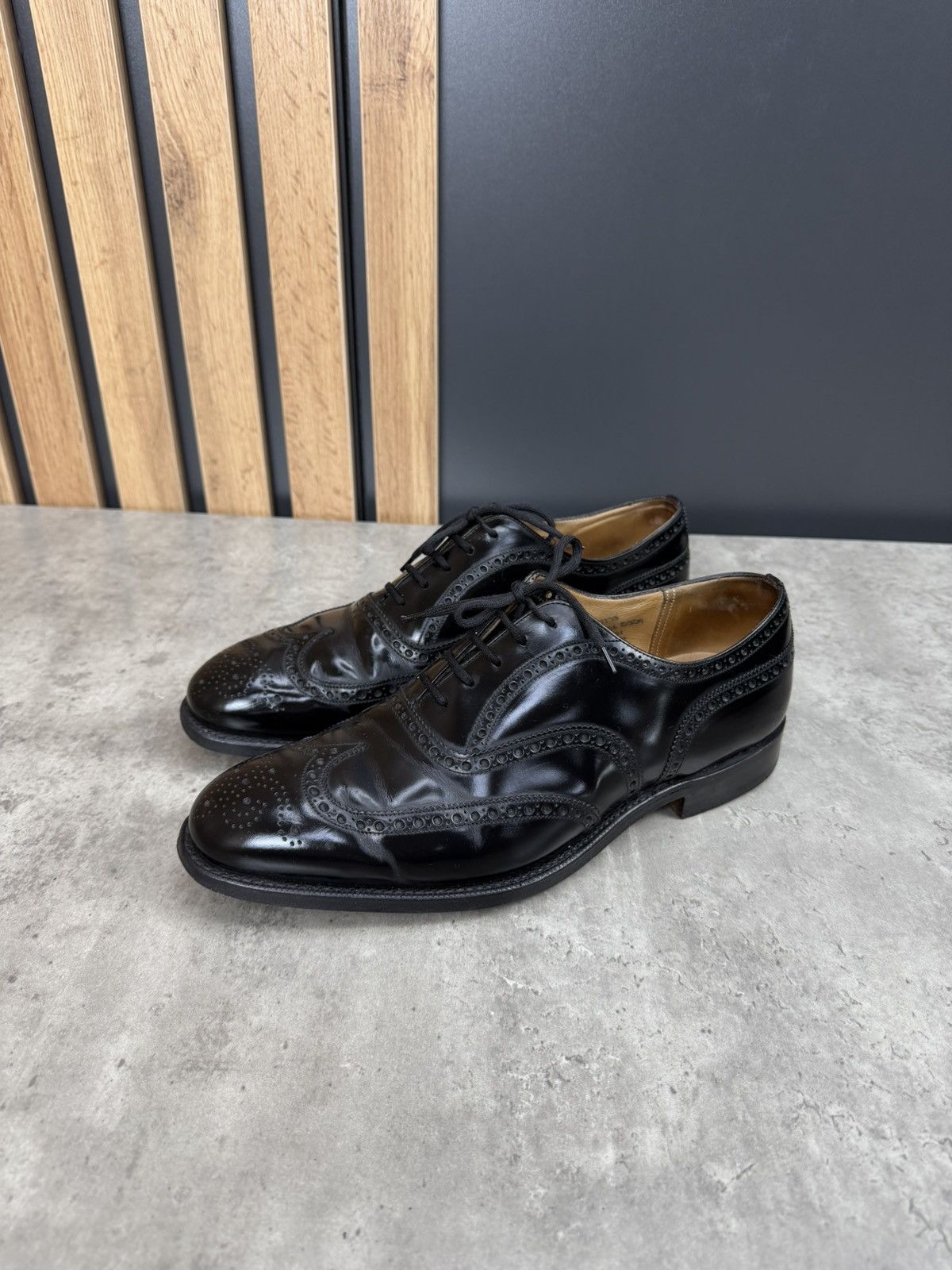 Church's Church’s Custom Grade Black Wingtip Brogue Oxford UK 8.5 Size US 9.5 / EU 42-43 - 3 Thumbnail