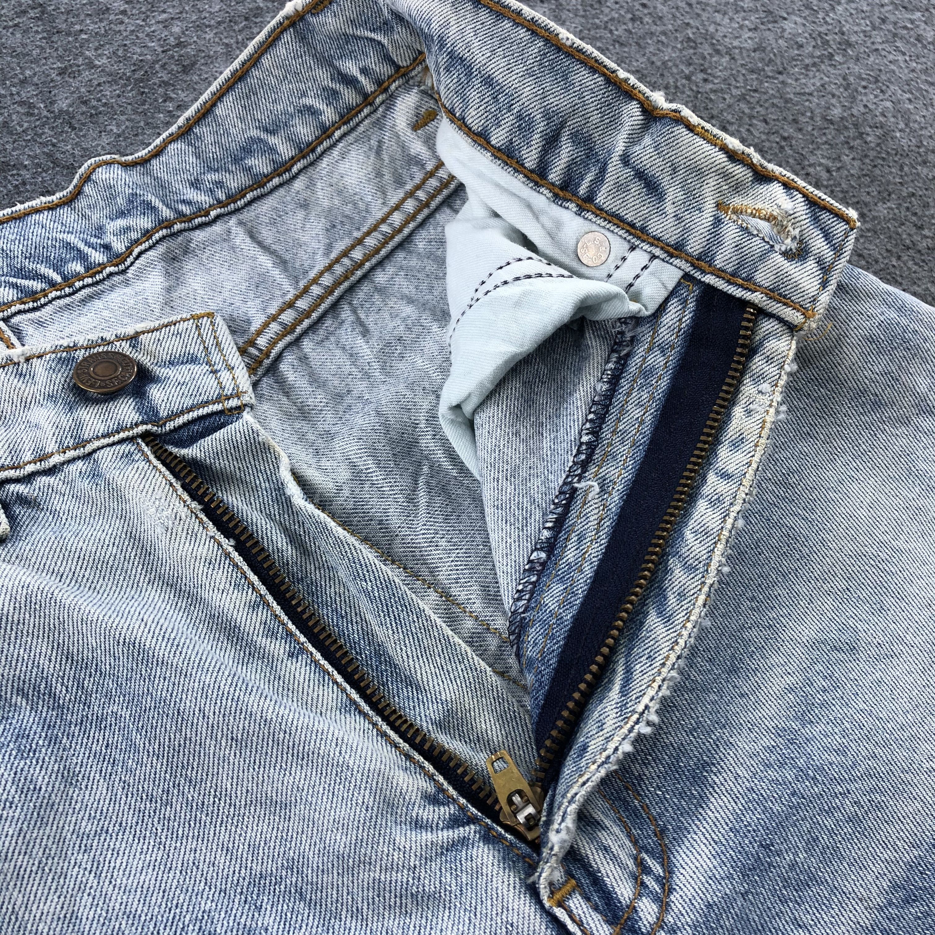 Levi's × Vintage Vintage Light Wash Levis 359 Jeans-JM1923 Size US 27 - 8 Thumbnail