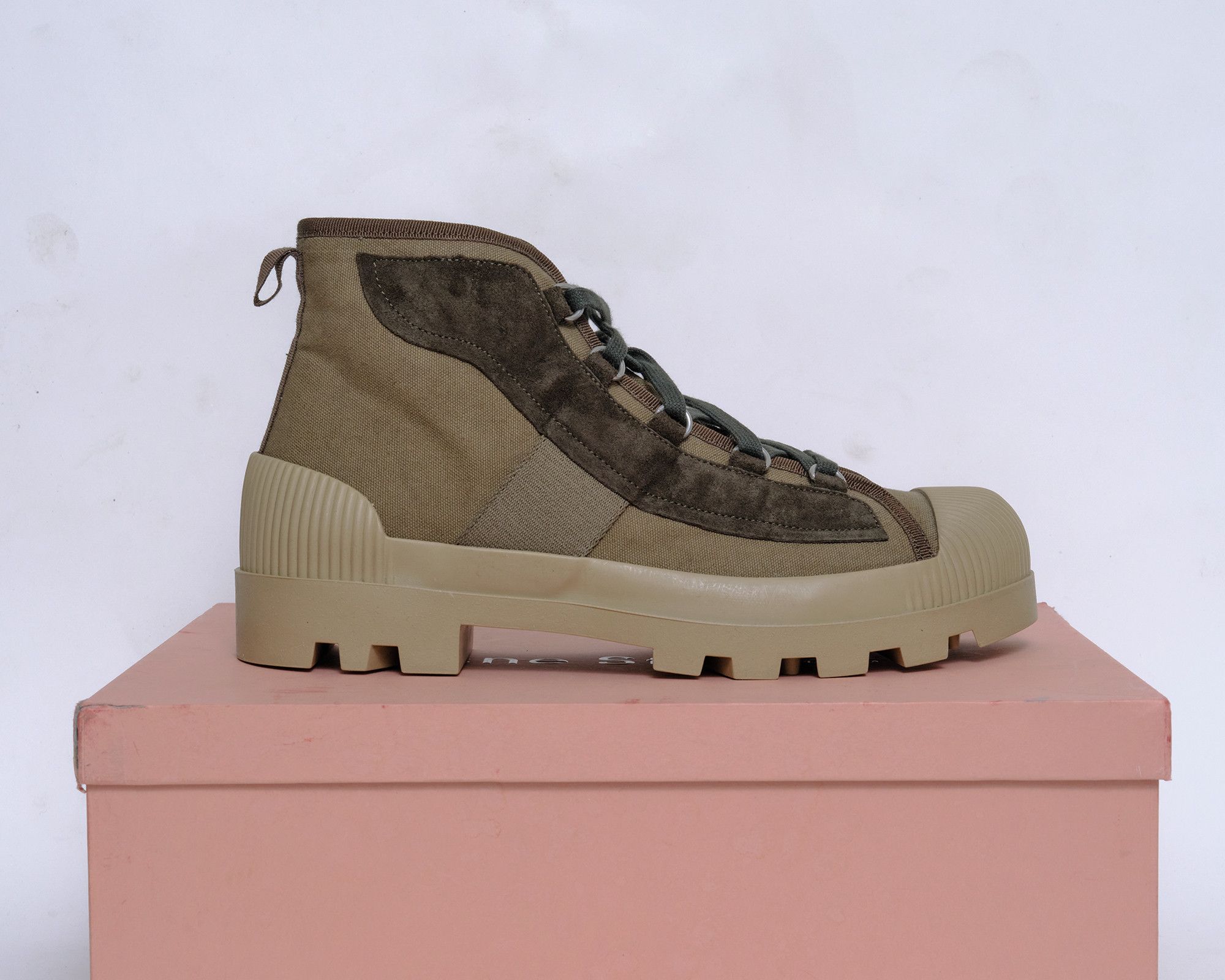 Acne daniel boots deals