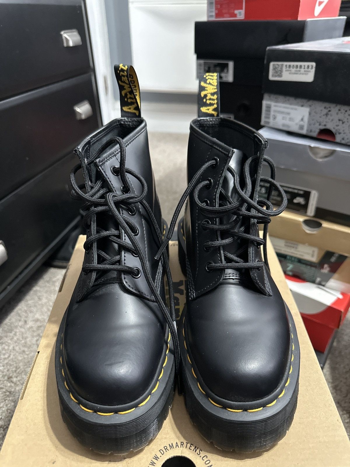 Dr. Martens Vegan 2976 Platform Boots Size US 7 / EU 40 - 3 Thumbnail