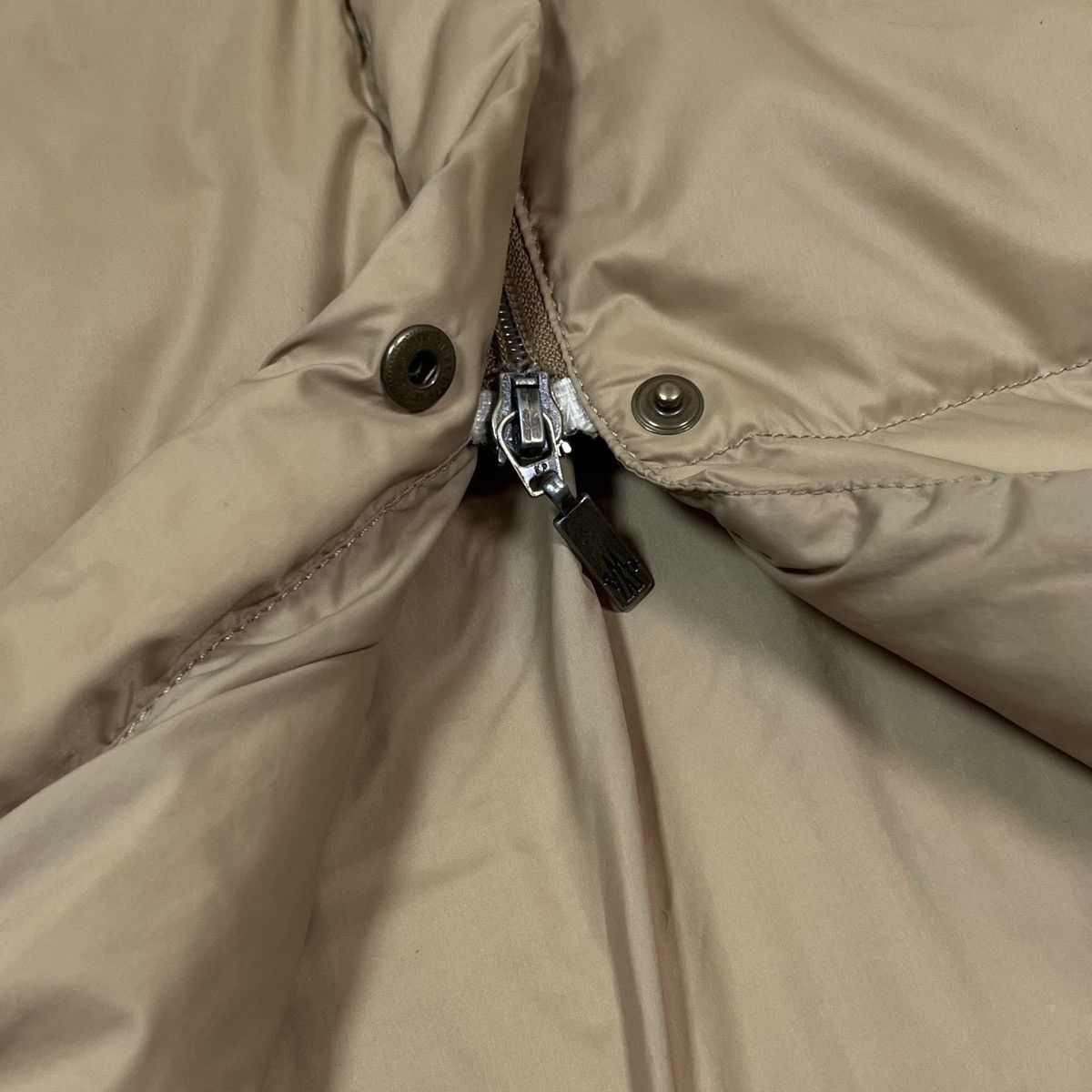 Moncler Moncler Vintage Down Coat Jacket long Size L / US 10 / IT 46 - 12 Thumbnail