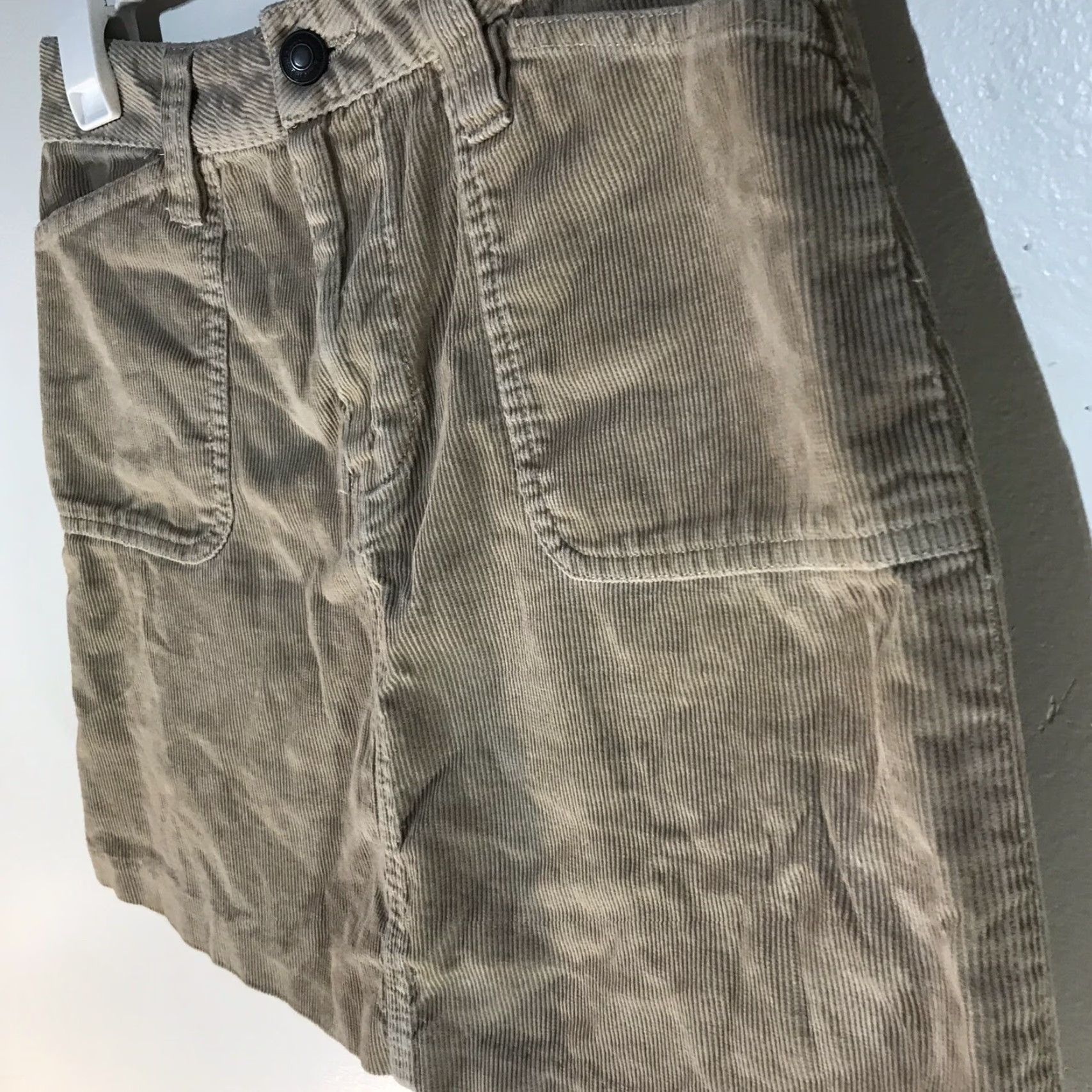 Old Navy Old Navy Women's Corduroy Mini Skirt Size 6 Beige 90s Style Casual Summer Size 28" / US 6 / IT 42 - 2 Thumbnail