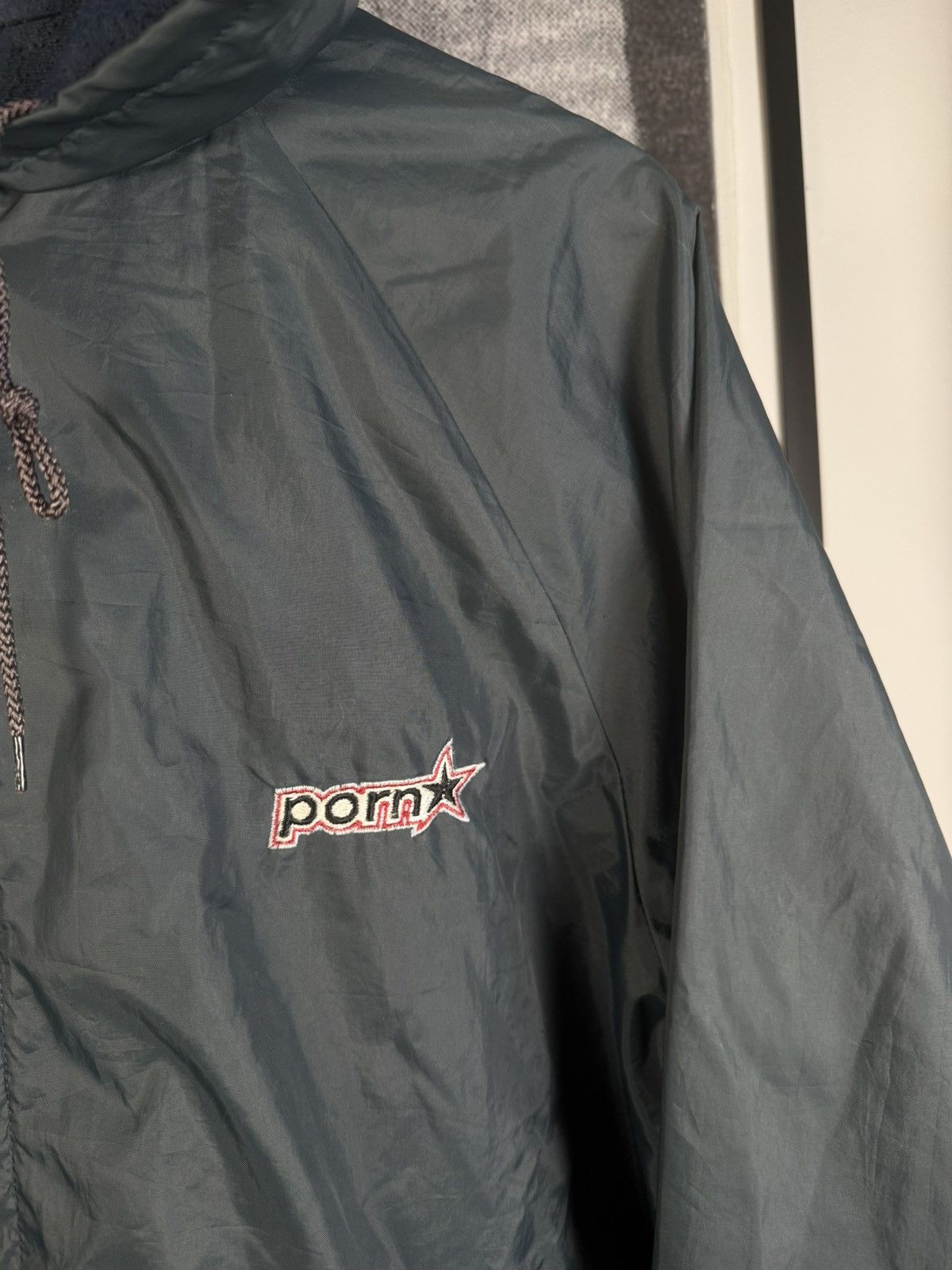 Hook-Ups VINTAGE PORN STAR GRAIL⭐️ 90s LOGO LIGHT PARKA JACKET Size US XL / EU 56 / 4 - 11 Thumbnail