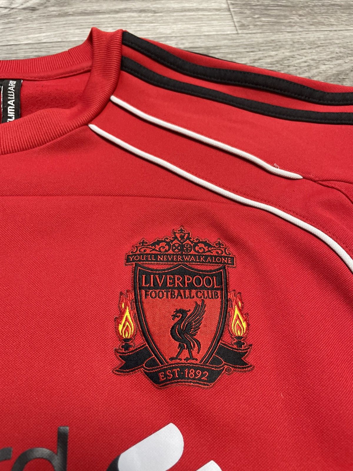Adidas Vintage Adidas Liverpool 2010/2011 Soccer Jersey Sweatshirt Size US XL / EU 56 / 4 - 10 Thumbnail