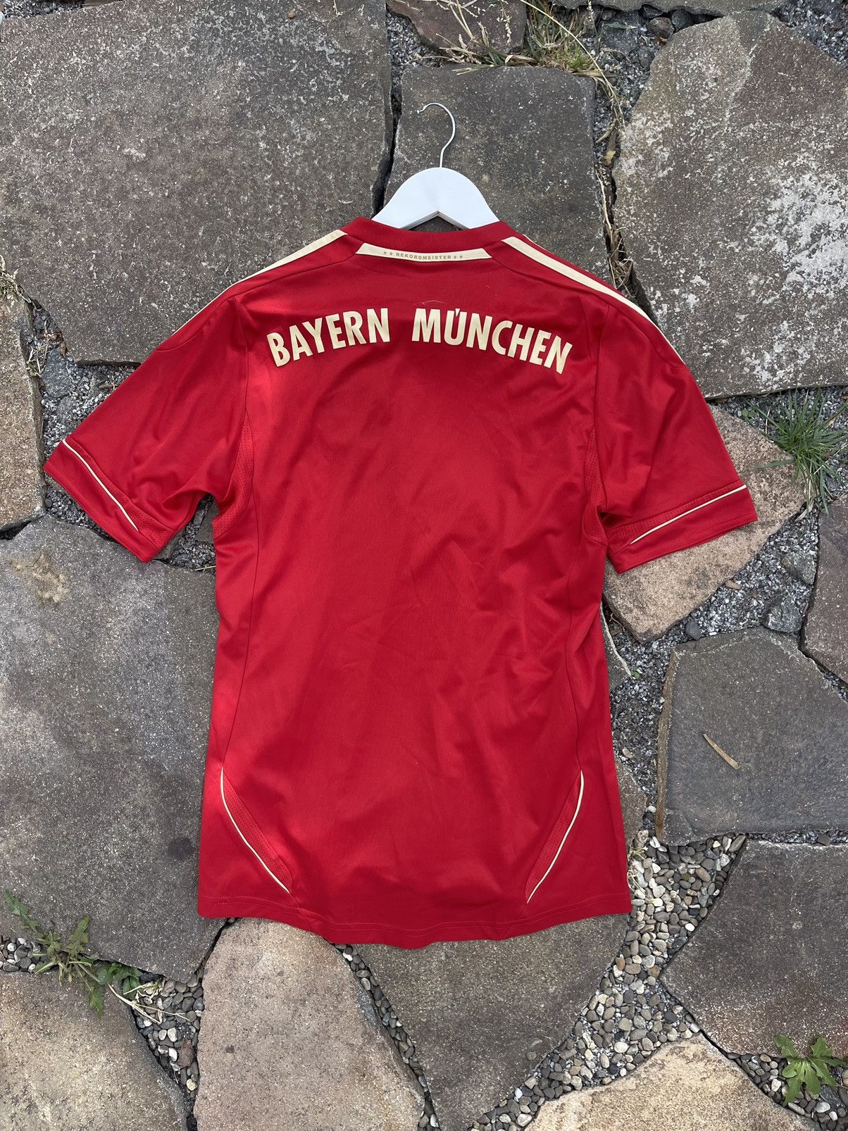 Adidas 2011 Adidas Bayern Munich red soccer jersey y2k Size US S / EU 44-46 / 1 - 10 Thumbnail