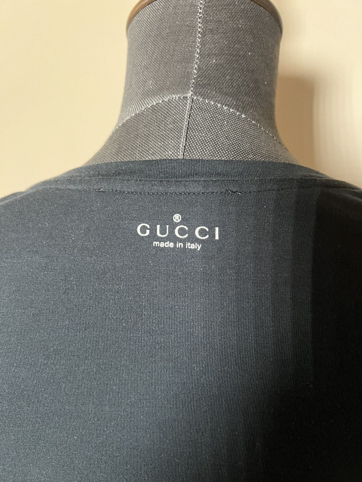 Gucci Pre-Owned Gucci V-neck T-shirt short XL Made in Italy Size US XL / EU 56 / 4 - 6 Thumbnail