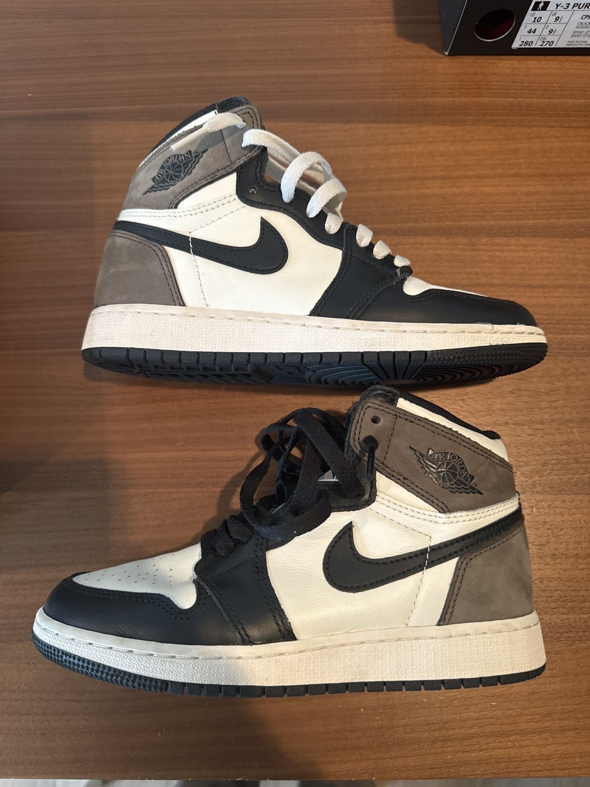 Jordan Brand Air Jordan 1 Mocha Size US 5 / EU 37 - 1 Thumbnail