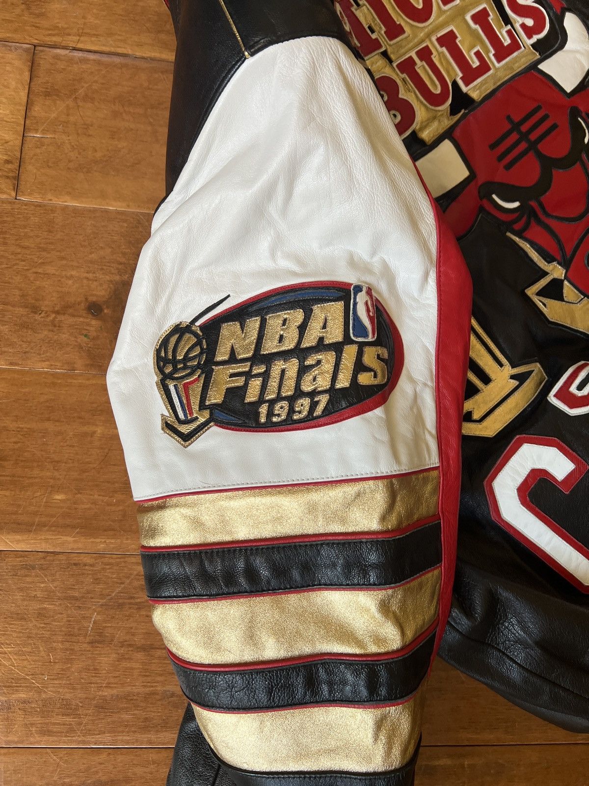 JH Design JH Bulls Jacket Size US L / EU 52-54 / 3 - 7 Thumbnail