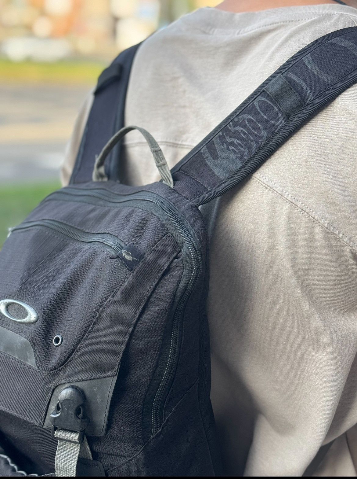 Oakley × Vintage Oakley Bag Vintage Streetwear Outdoor Life Size ONE SIZE - 3 Thumbnail