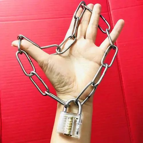 Jewelry The HARDWARE PADLOCK 🔐 Necklace Choker! Size ONE SIZE - 3 Thumbnail