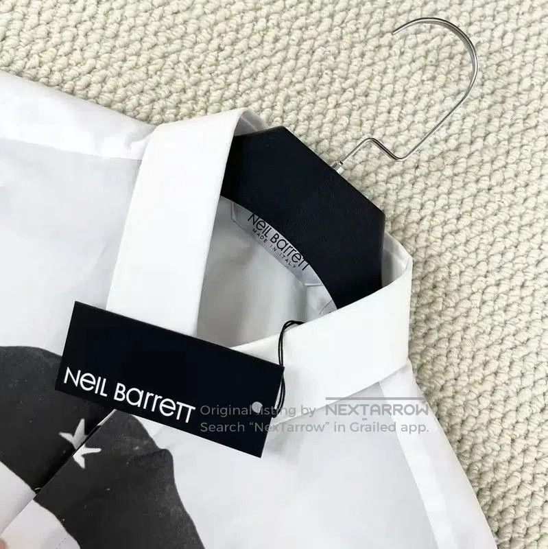 Neil Barrett Neil Barrett White Graphic Short Sleeve Shirt . Size US L / EU 52-54 / 3 - 3 Thumbnail
