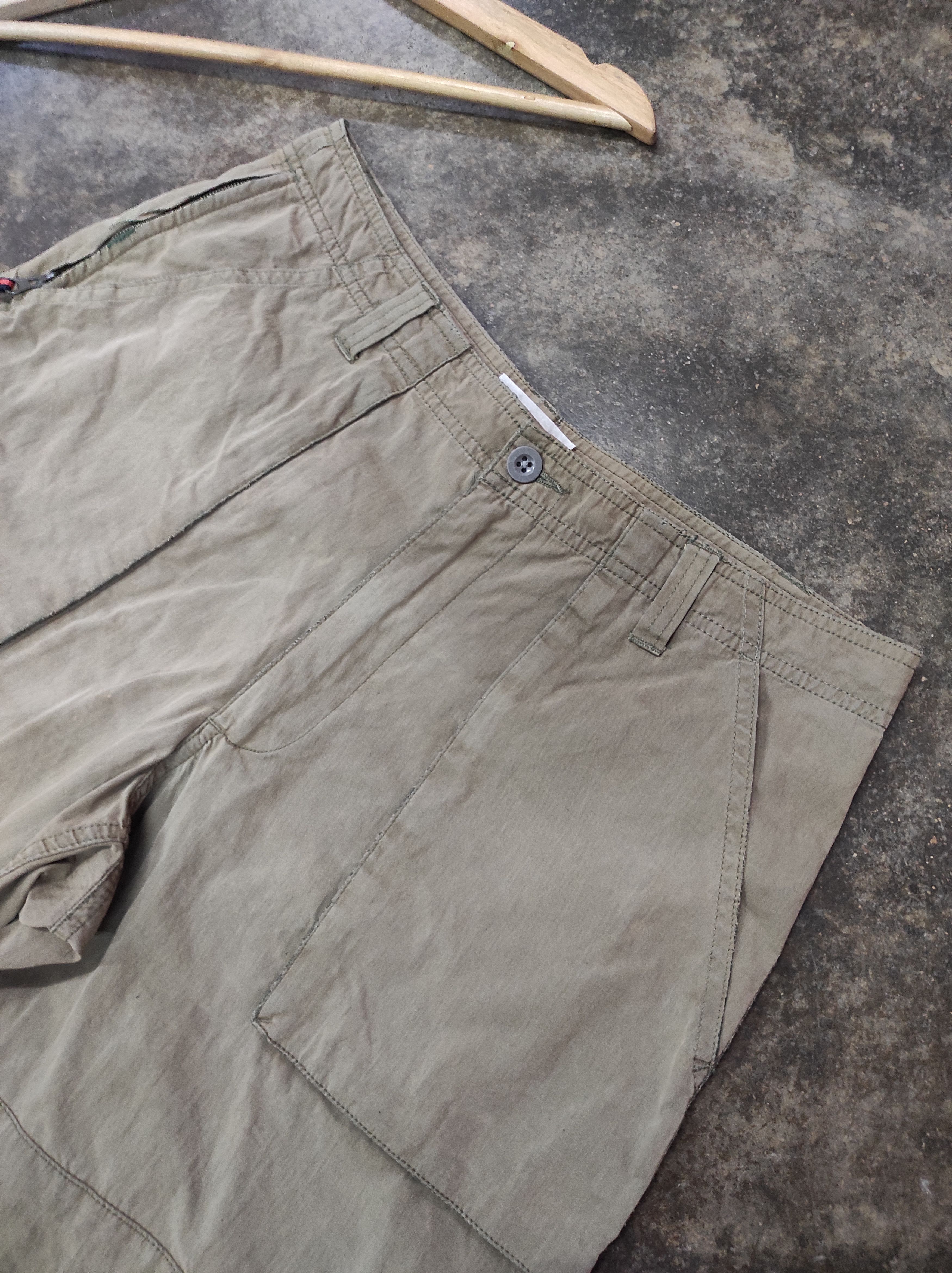 Gap DISTRESSED GAP CARGO SHORT PANTS Size US 31 - 2 Thumbnail
