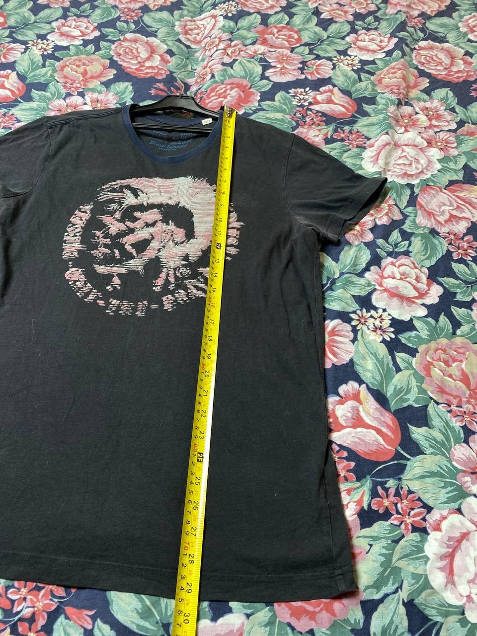 Diesel Vintage Diesel Y2K Big Logo T Shirt Size XL / US 12-14 / IT 48-50 - 14 Thumbnail