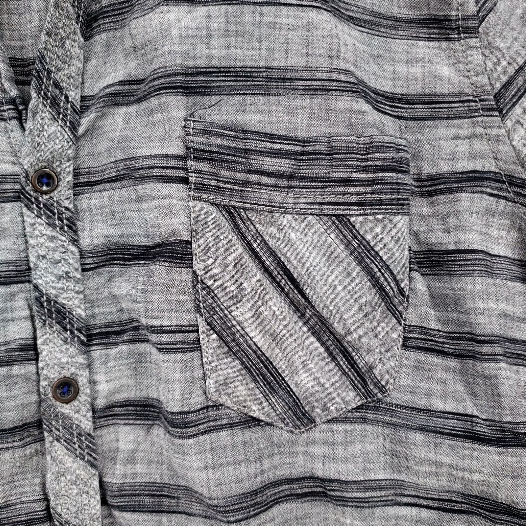 Vintage INC International Concepts Shirt Mens XL Gray Button Striped Short Sleeves Size US XL / EU 56 / 4 - 4 Thumbnail