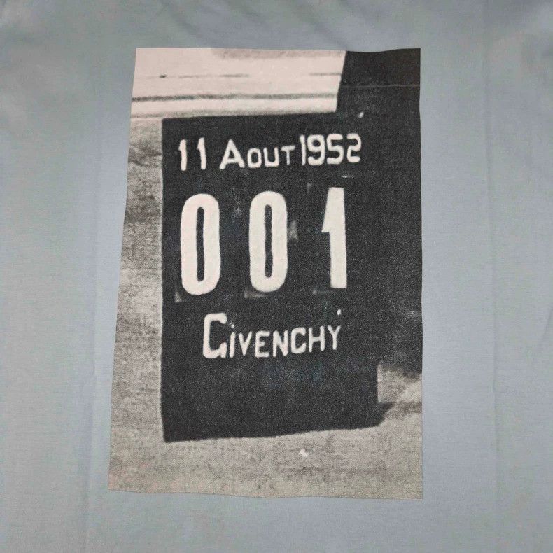 Other Givenchy Haze Blue Short Sleeve T-Shirt, XXL Size Size US XXL / EU 58 / 5 - 3 Thumbnail