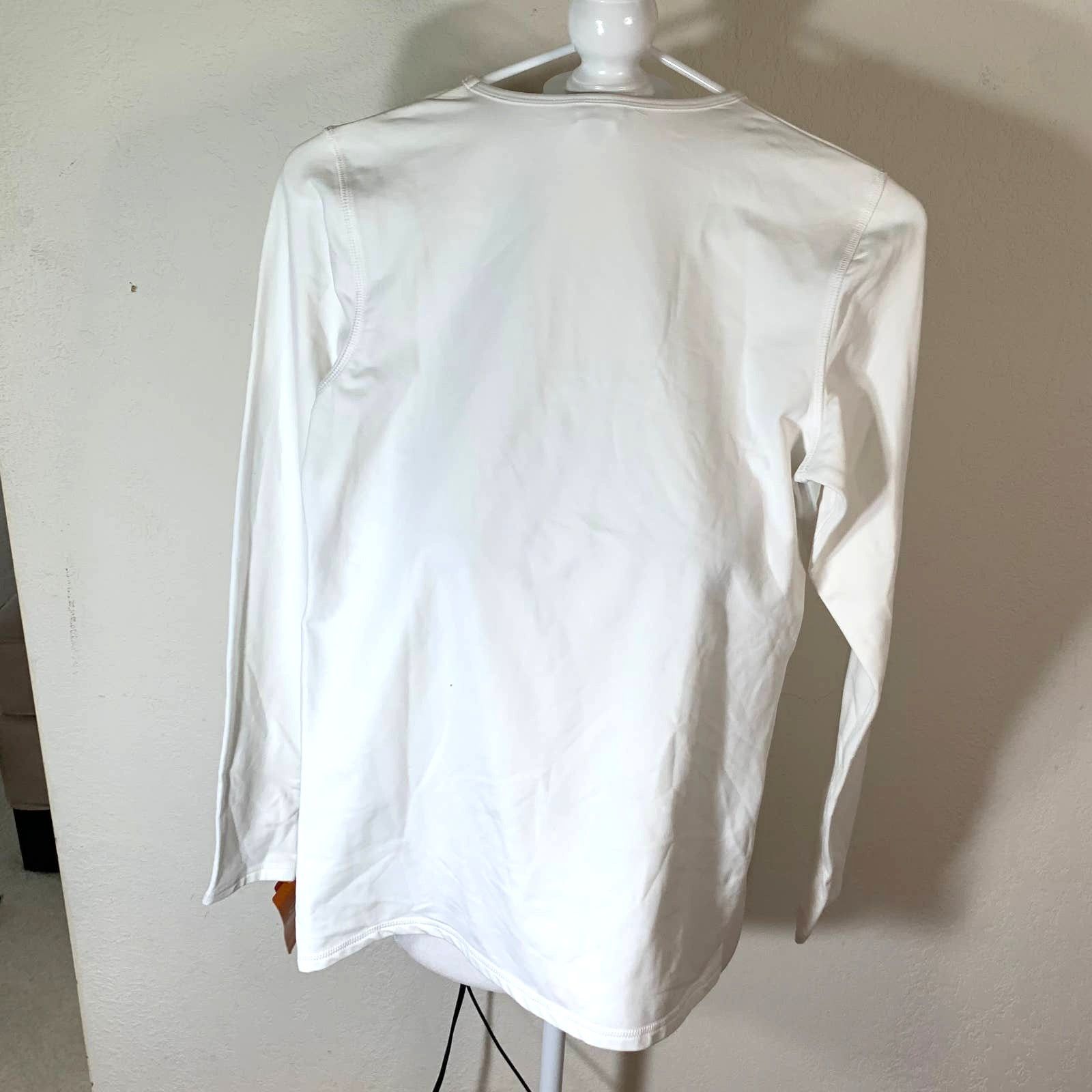 Champion Champion Women's Long Sleeve Round Neck Shirt Size M (NWT) Size M / US 6-8 / IT 42-44 - 2 Thumbnail