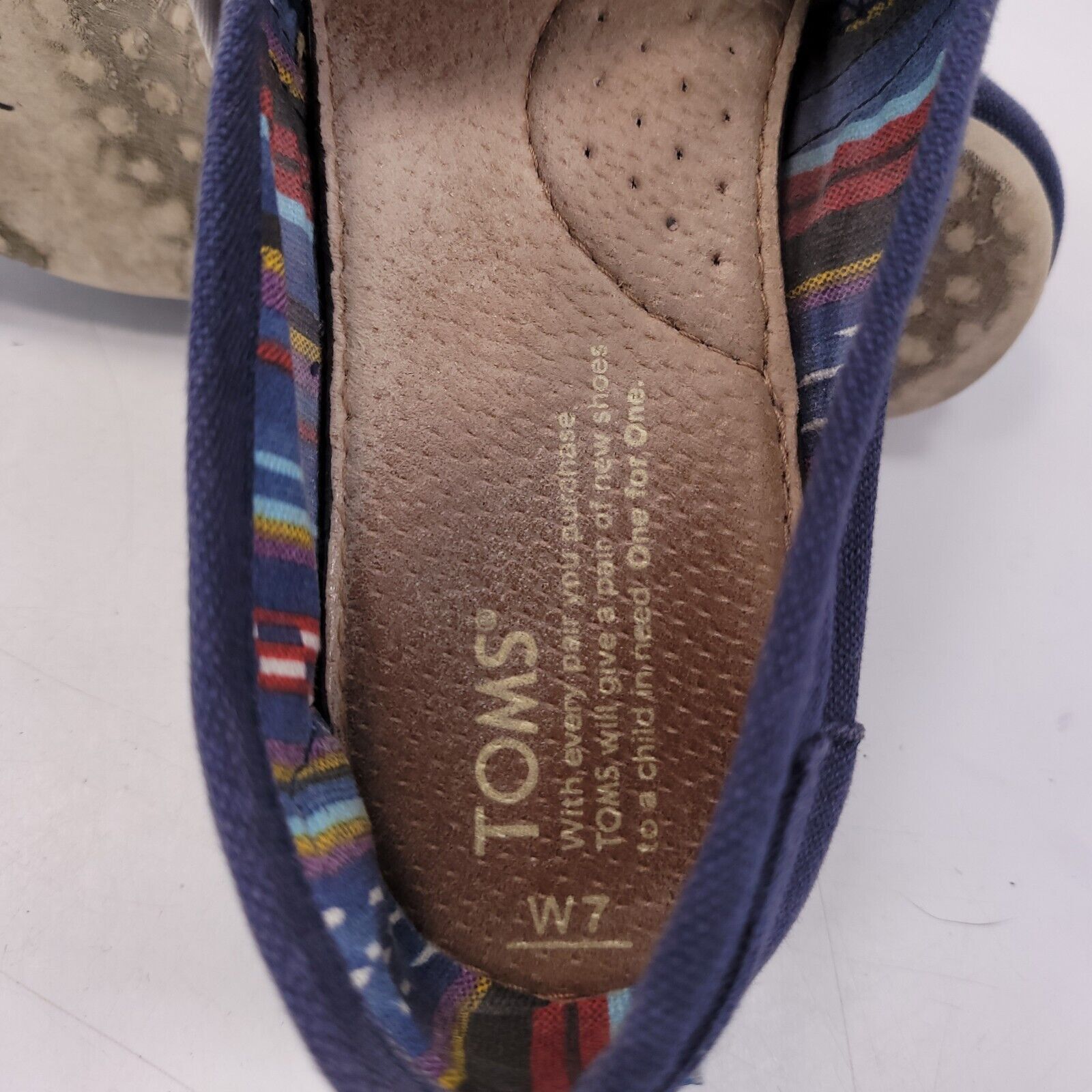 Toms Toms Casual Round Toe Ballet Flat Womens Size 7 Blue White Size US 7 / IT 37 - 9 Thumbnail
