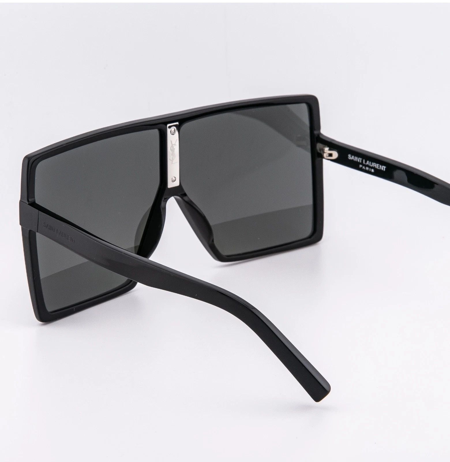Saint Laurent Paris SAINT LAURENT Betty Wave 183 Sl183 Black 005 Sunglasses Size ONE SIZE - 2 Thumbnail