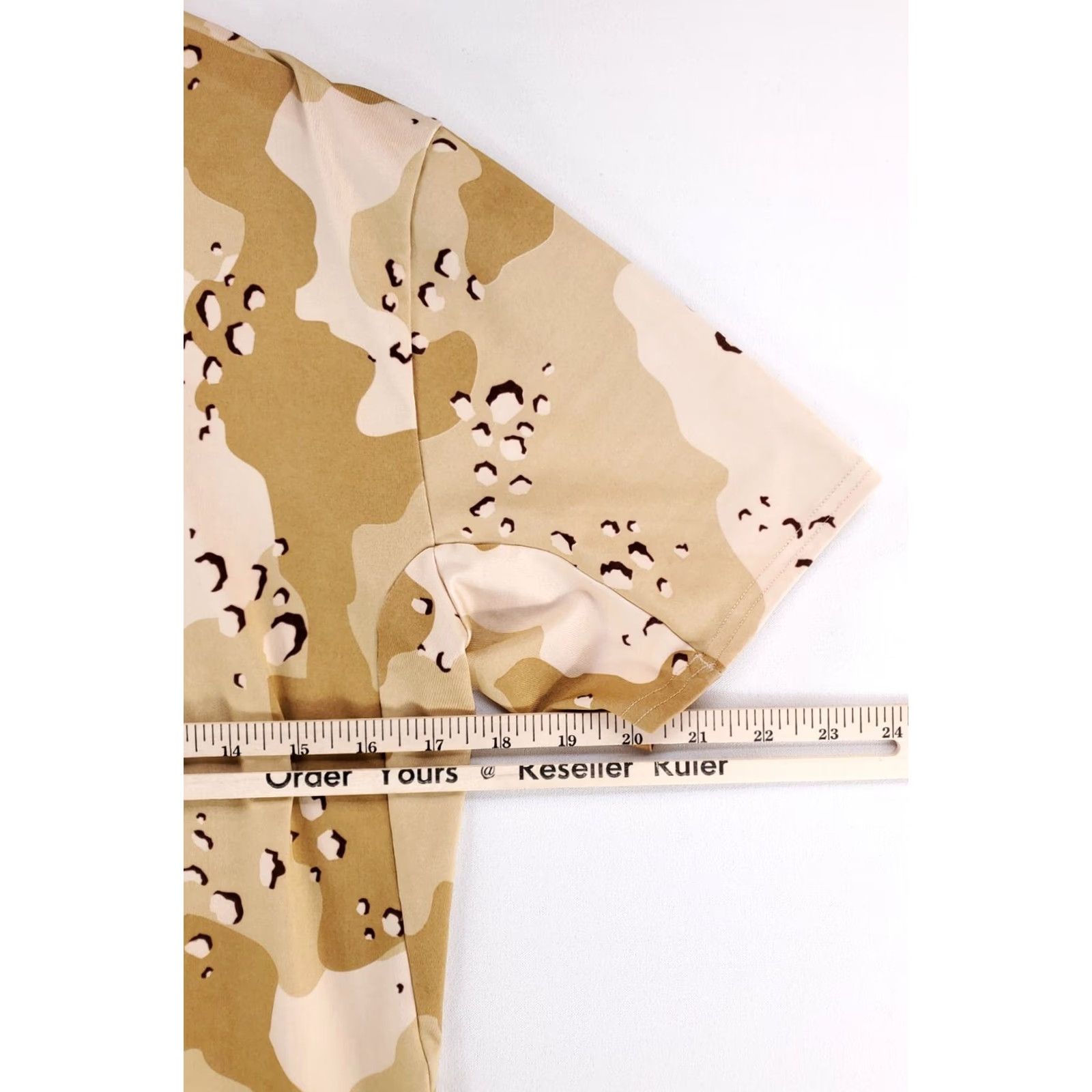Under Armour Under Armour Heatgear Compression Shirt Batman Chocolate Chip Camo Mens XL Shirt Size US XL / EU 56 / 4 - 8 Thumbnail