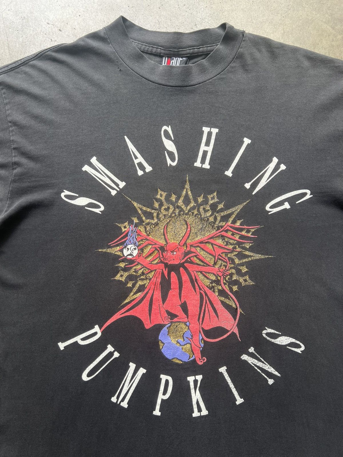Vintage ‘90s Smashing Pumpkins Mission to Mars Band Tour Tee Shirt Size US XL / EU 56 / 4 - 3 Thumbnail