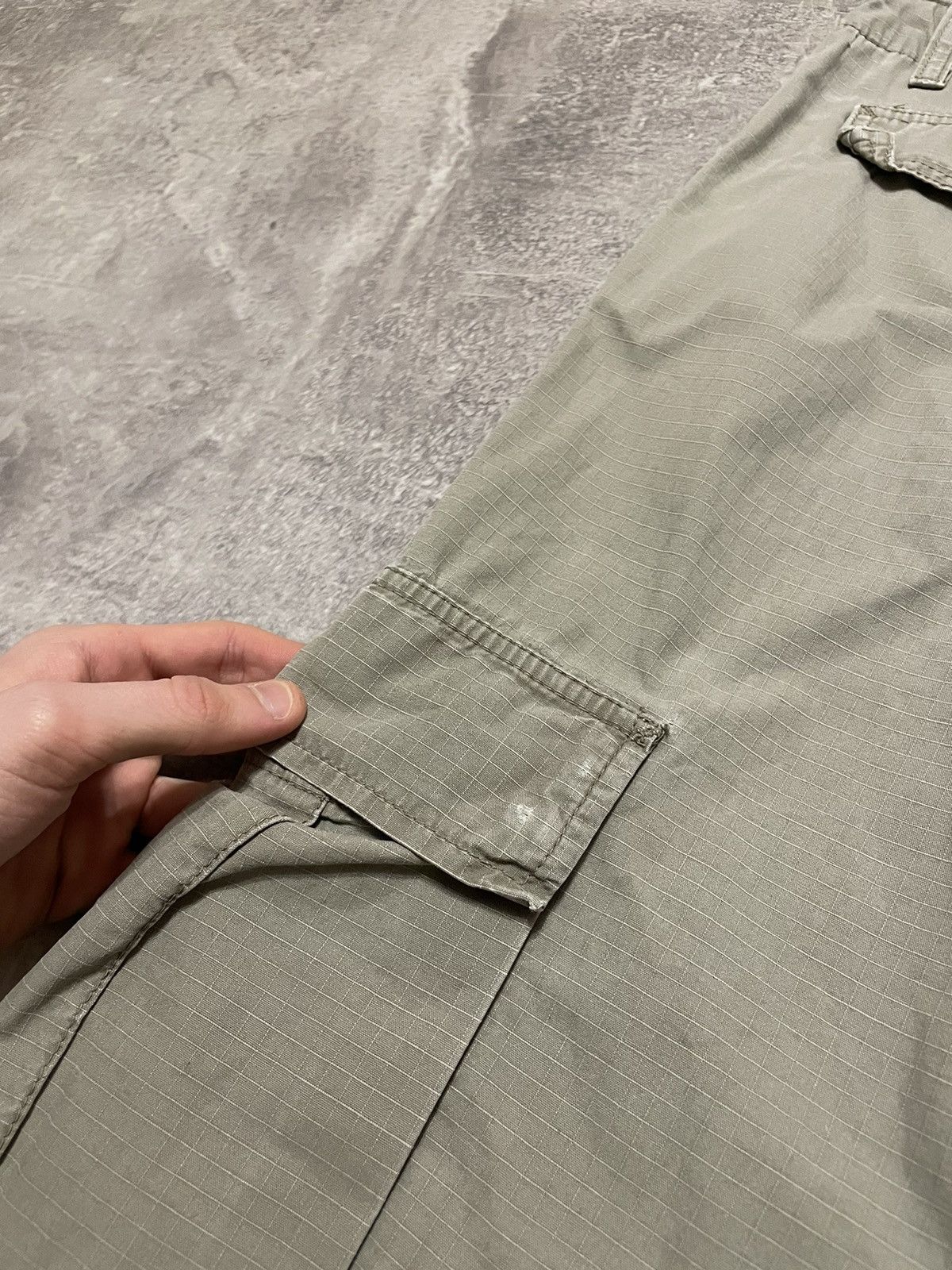 Carhartt Vintage Carhartt Distressed Cargo Pants Size US 28 / EU 44 - 22 Thumbnail