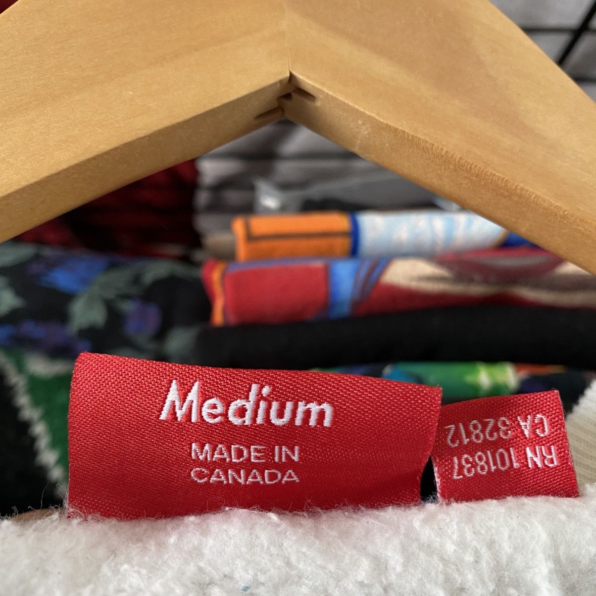 Supreme Supreme Don’t Be a Dick Crewneck Sweatshirt White 2017 Size US M / EU 48-50 / 2 - 4 Thumbnail