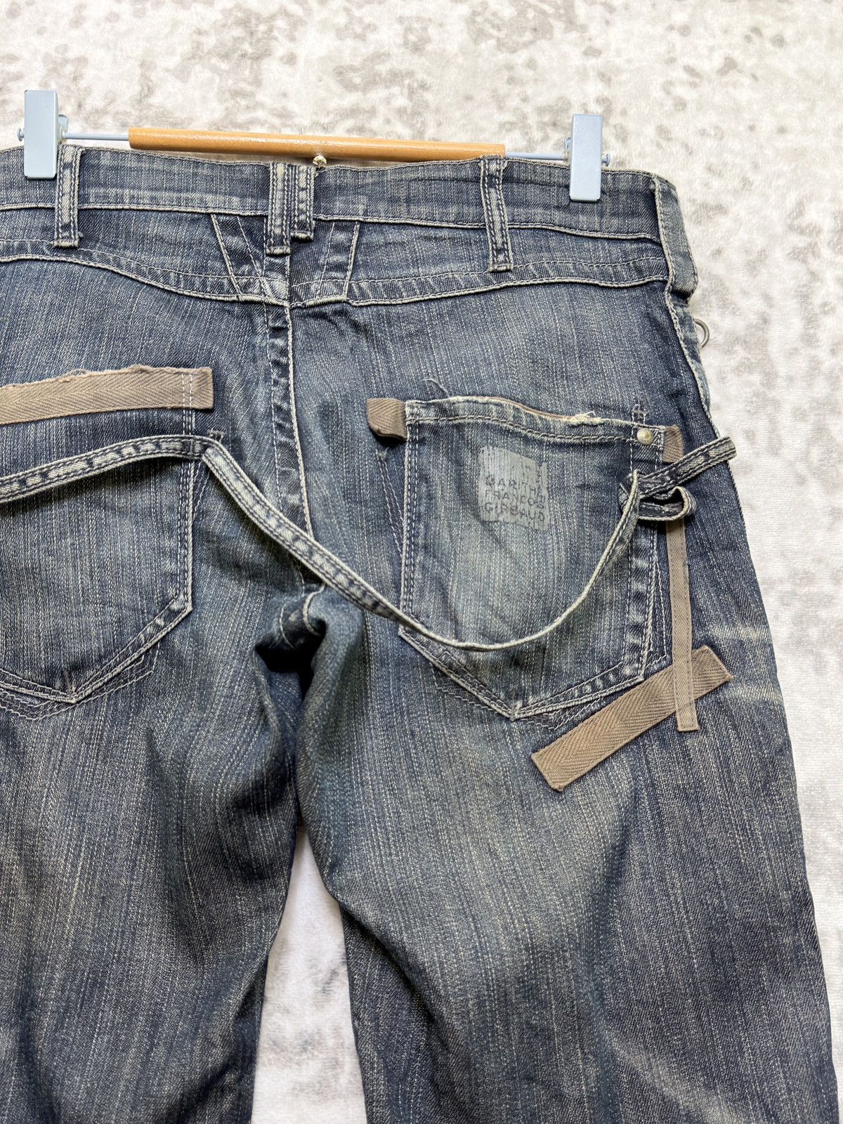 Marithe + Francois Girbaud Le Jean De Marithe Girbaud Strap Pocket Bondage Denim Y2K Size US 31 - 11 Thumbnail
