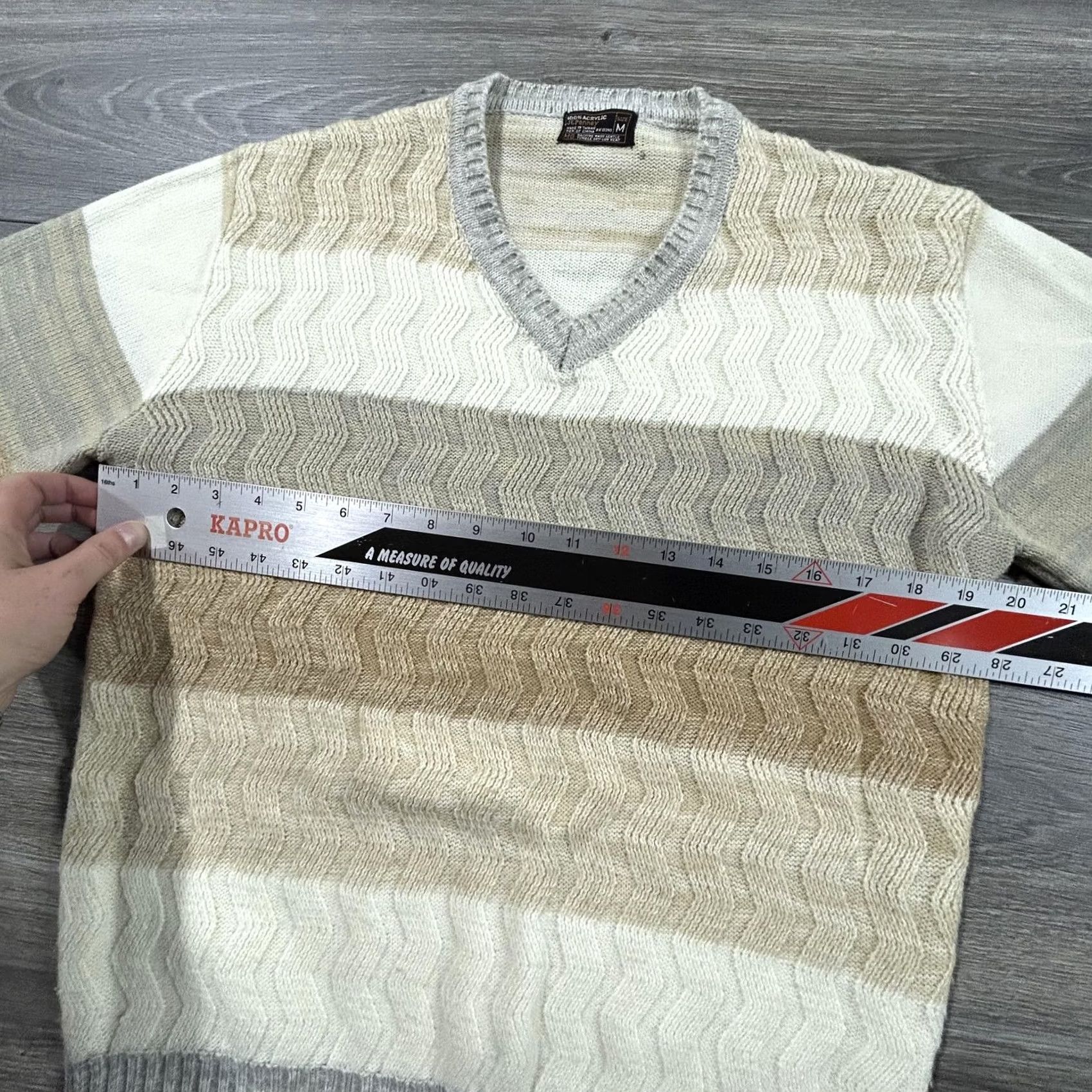 JCPenney VINTAGE JCPenney Sweater Mens M Beige Gray Stripe V-Neck Knit Acrylic 80s Retro Size US M / EU 48-50 / 2 - 4 Thumbnail