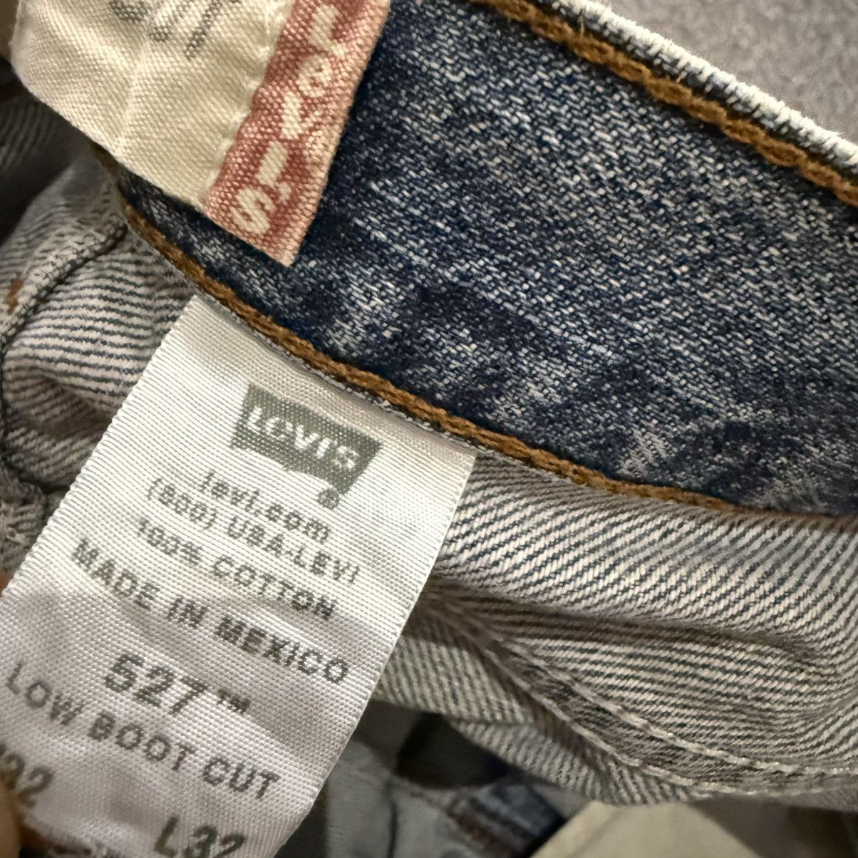 Levi's Vintage Y2K Levis 527 Low Boot Cut Distressed Jeans Size US 32 / EU 48 - 14 Thumbnail