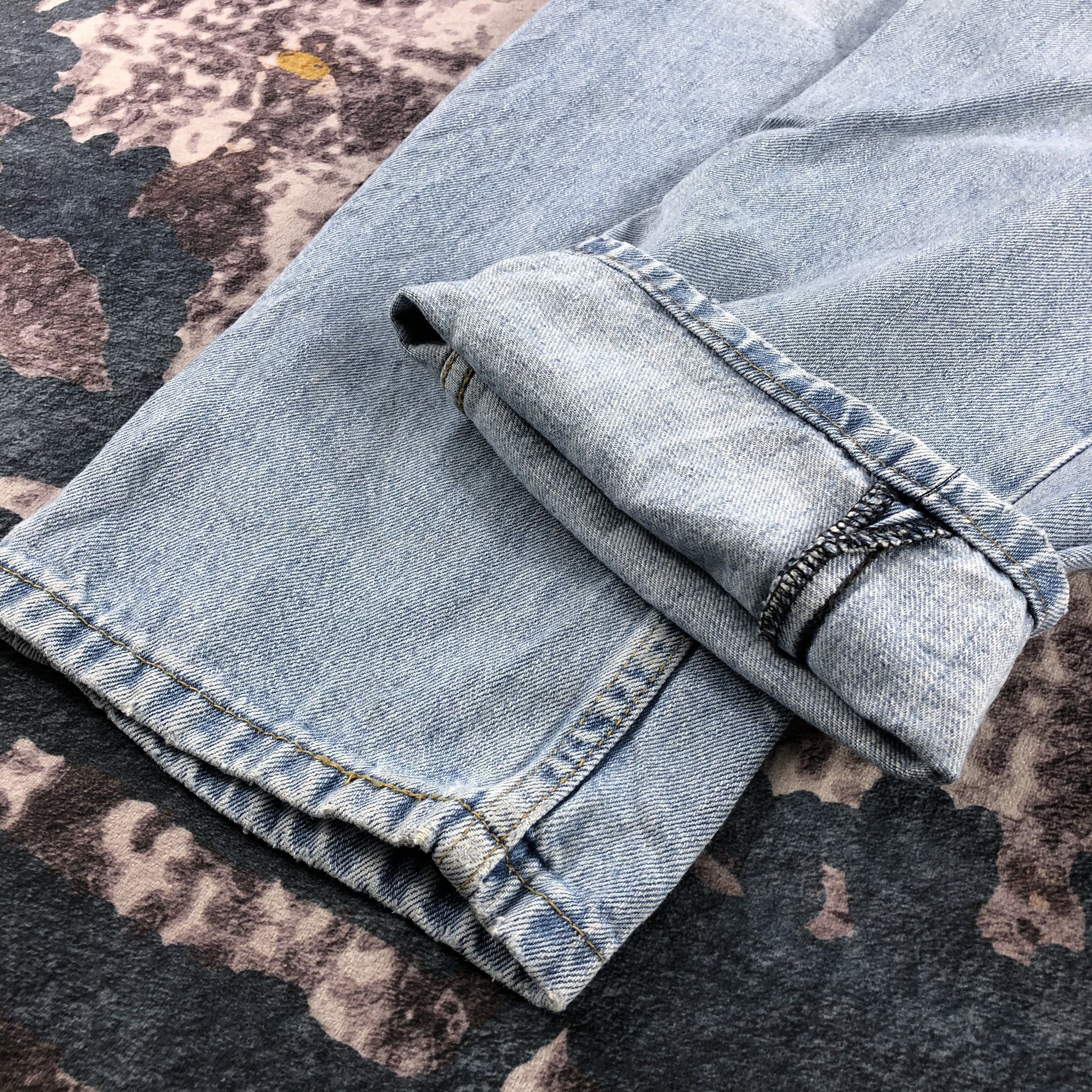 Levi's × Vintage Vintage Light Wash Levis 550 Jeans-JM2827 Size US 29 - 8 Thumbnail