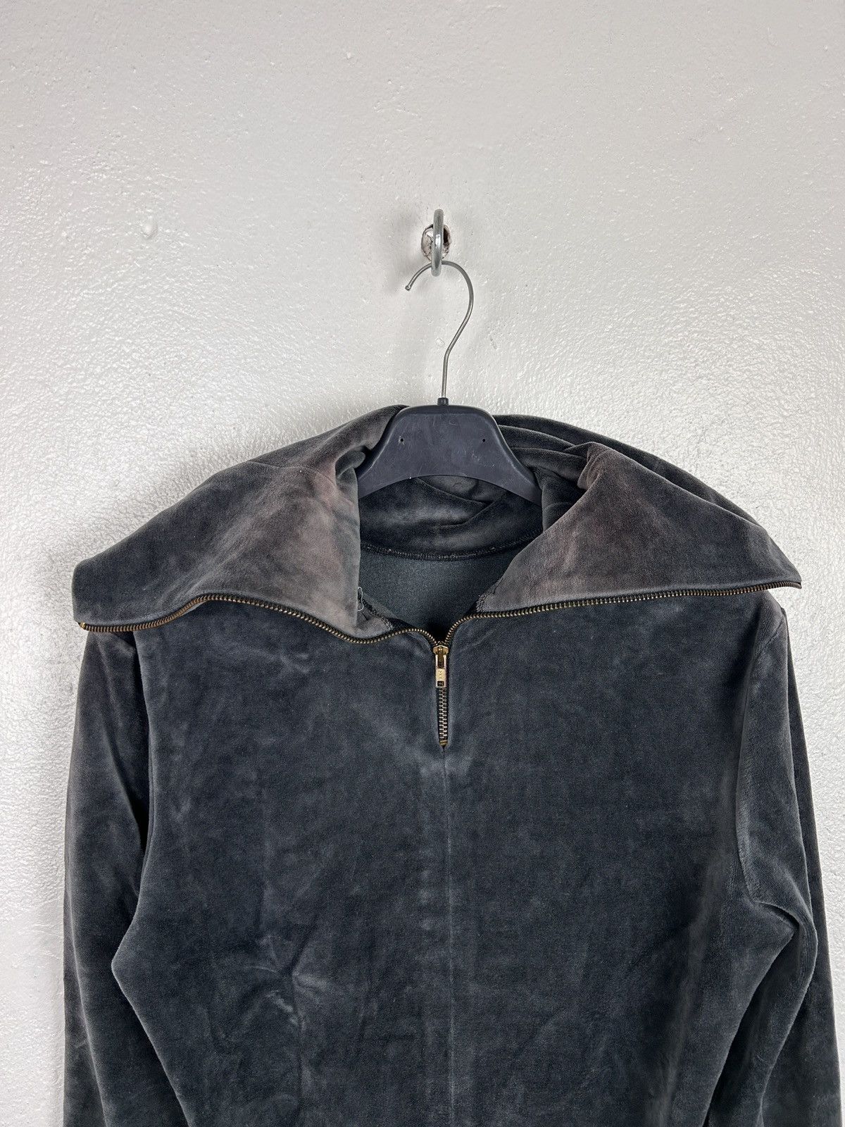 Issey Miyake 90s Vintage Archive Issey Miyake Long Neck Velour Zip Top Size S / US 4 / IT 40 - 4 Thumbnail