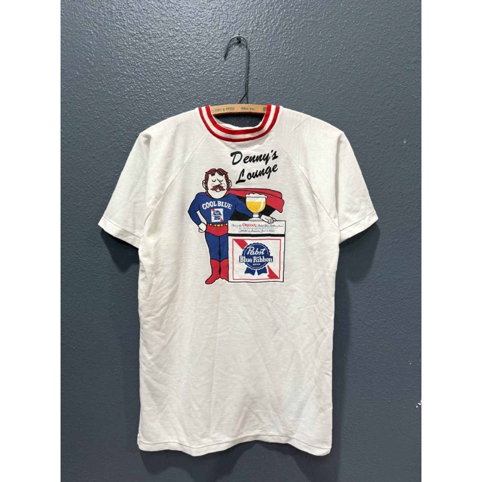 Velva Sheen VINTAGE Pabst Cool Blue Man White Cotton Tee Shirt L Velva Sheen 70s Mens Shirt White 70s Size US L / EU 52-54 / 3 - 3 Thumbnail