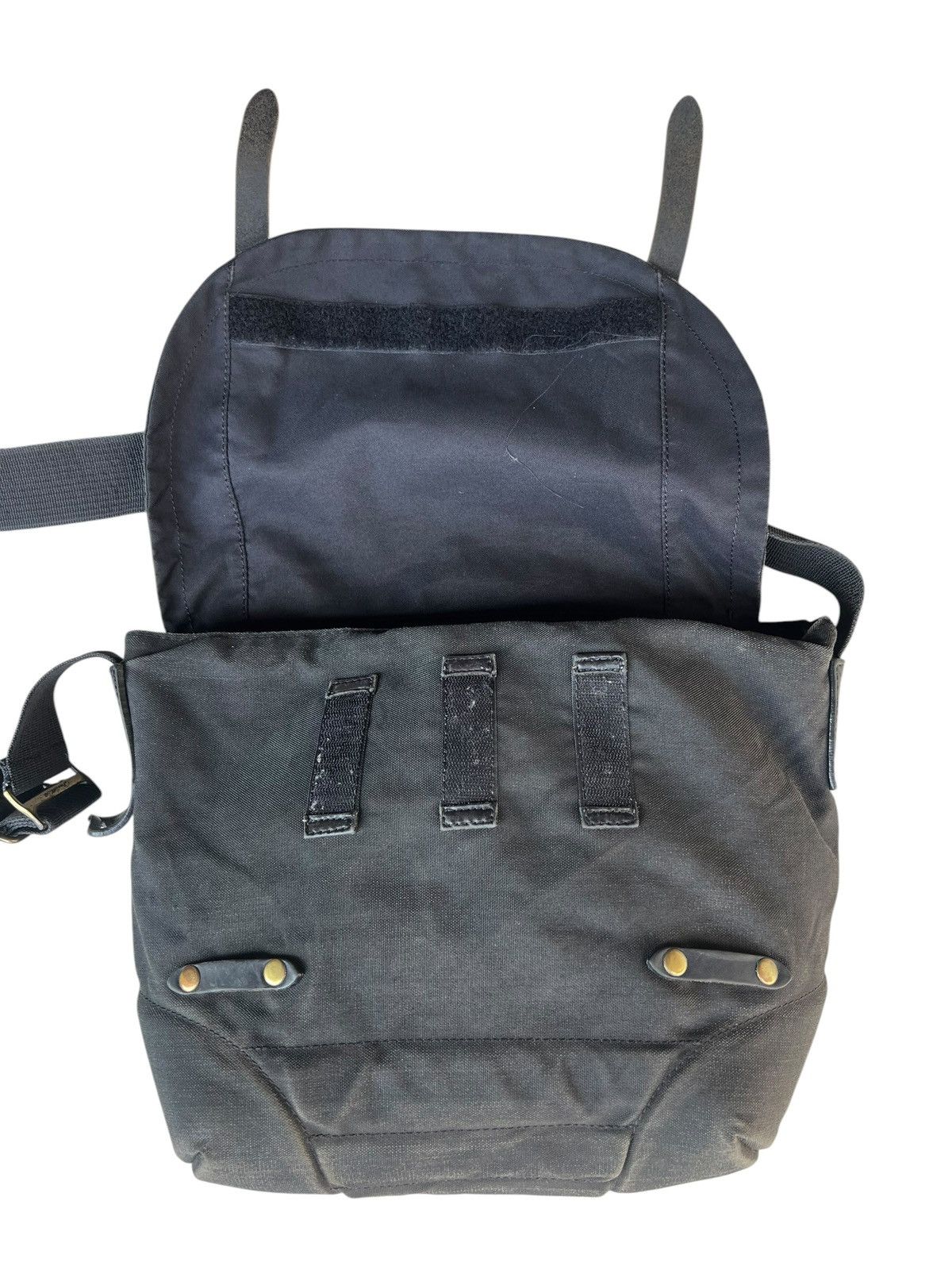 Jas MB VTG Jas M.B. England Distressed Faded Waxed Messenger Bag Size ONE SIZE - 10 Thumbnail