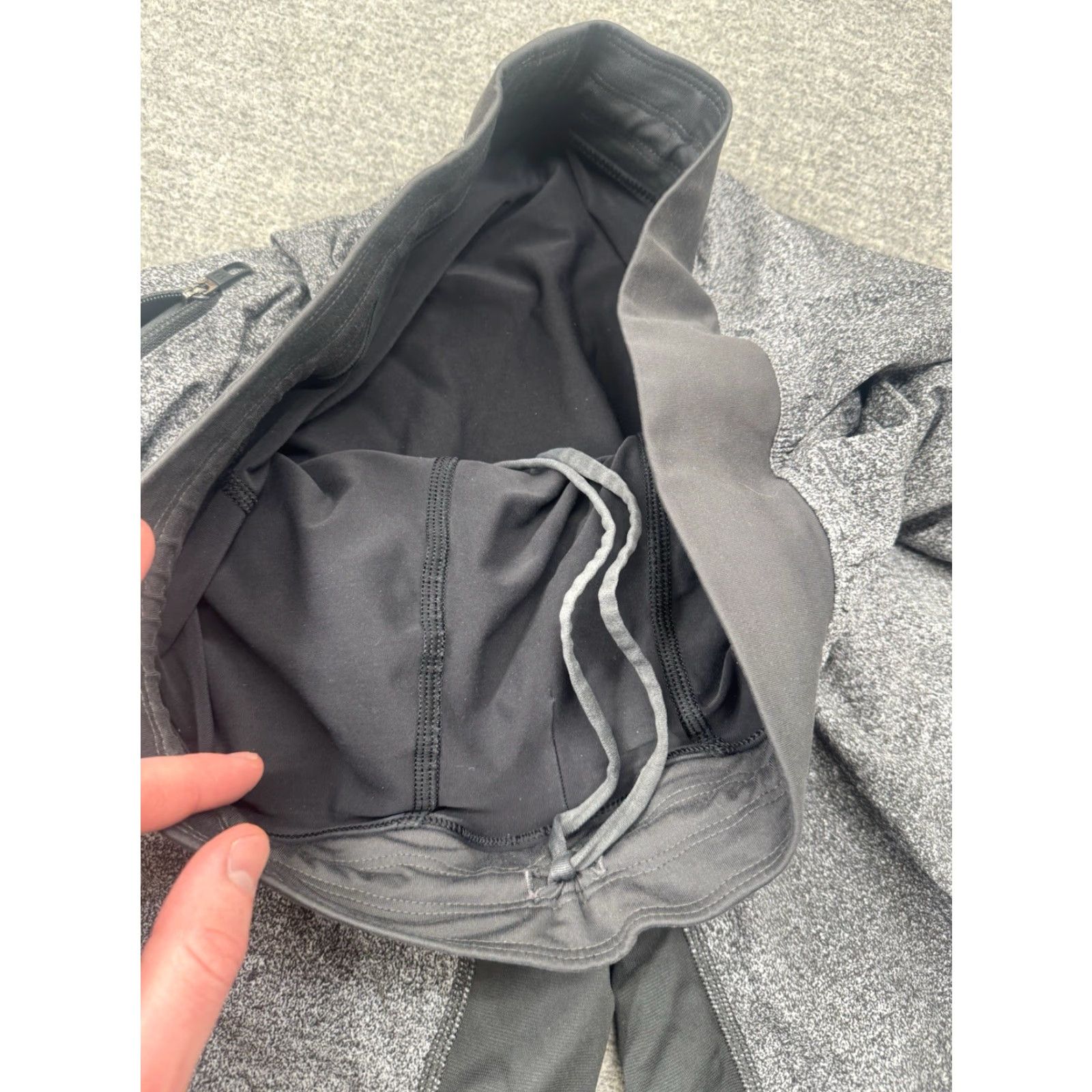 Lululemon Lululemon T.H.E. Short Men’s L 8” Gray Black Athletic Gym Shorts | Cross Training | Running & Jogging | Regular Size Size US 33 - 5 Thumbnail